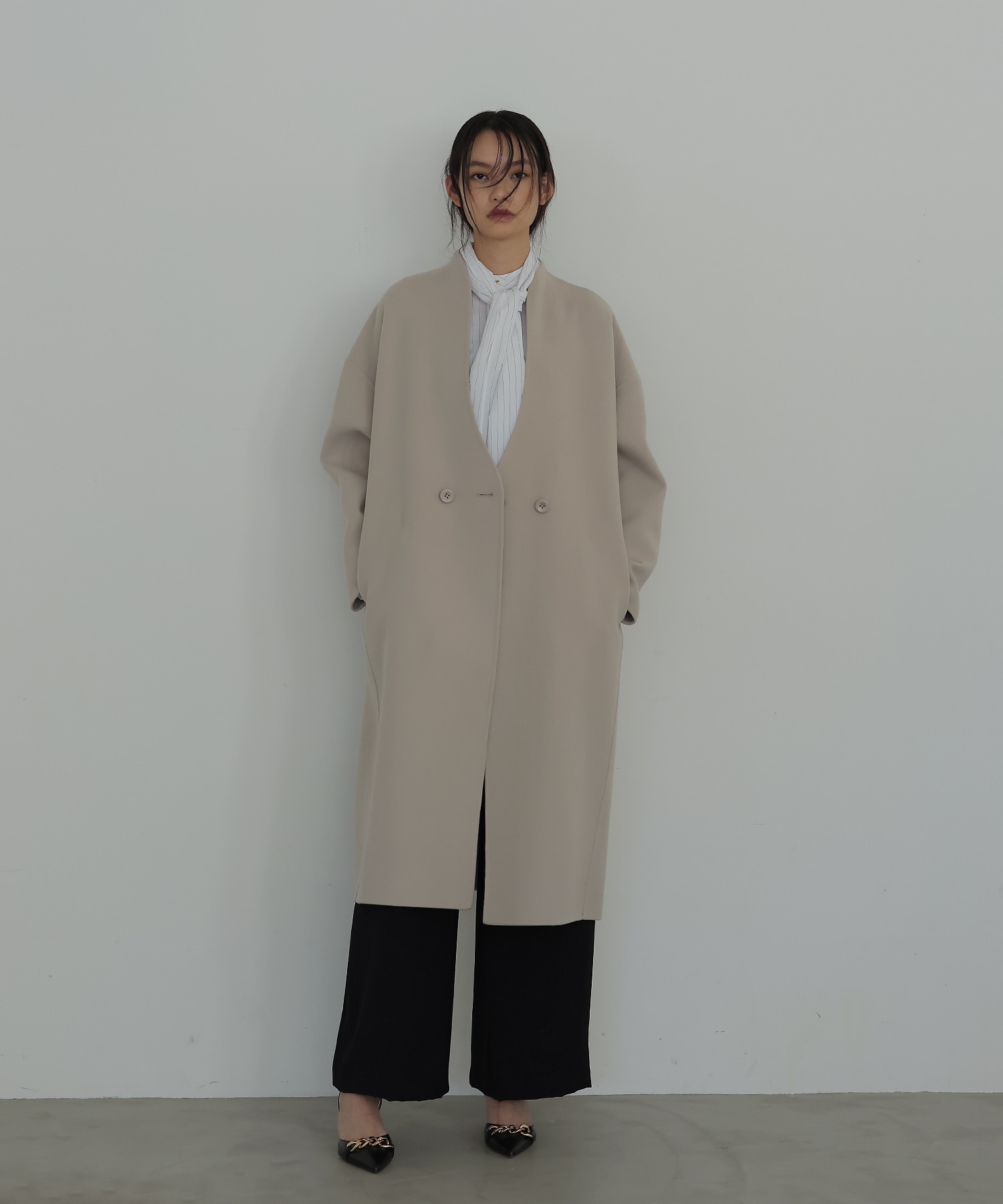 rever melton swan collar long coat | AND ON JIONE STORE