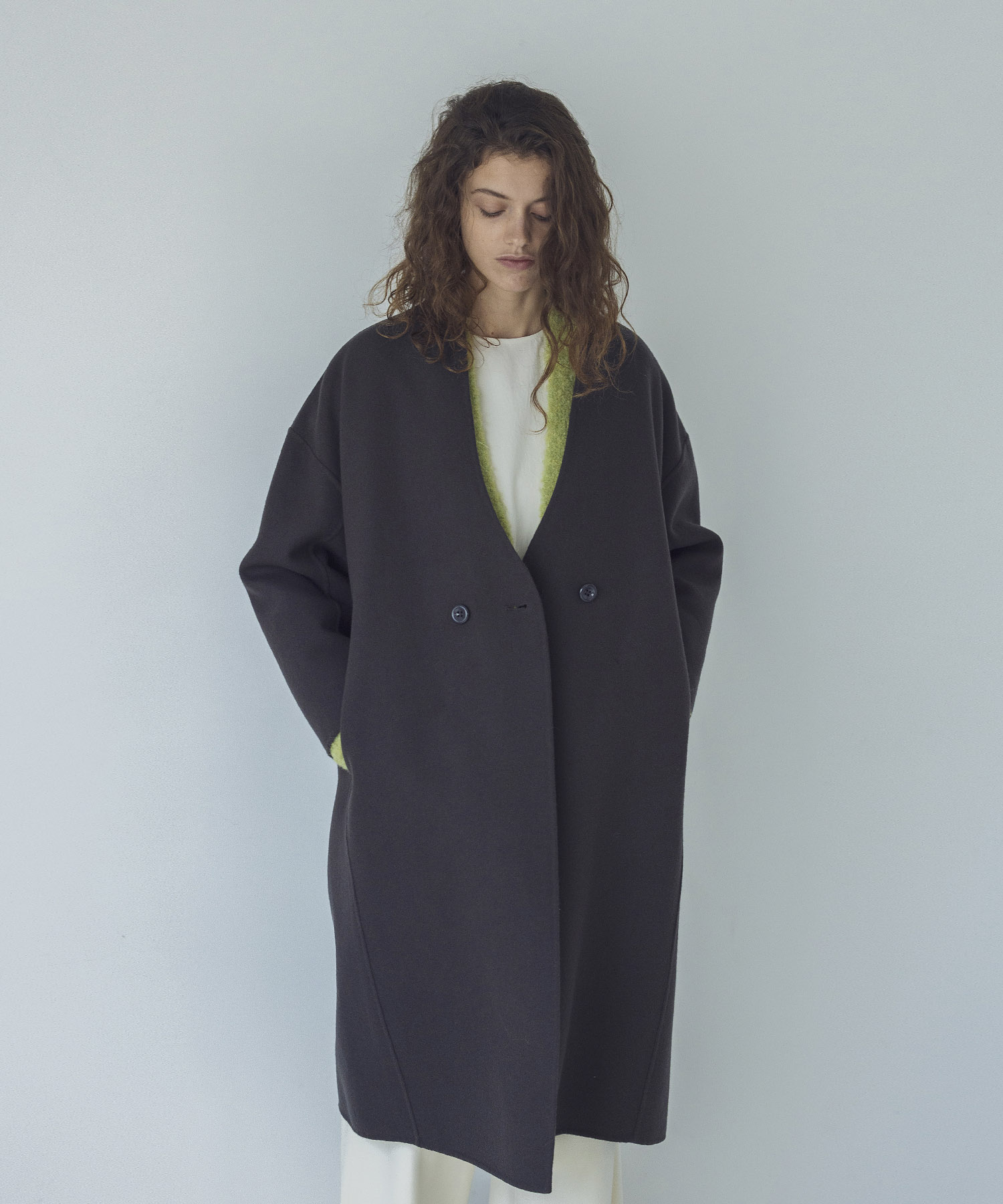 rever melton swan collar long coat | AND ON JIONE STORE