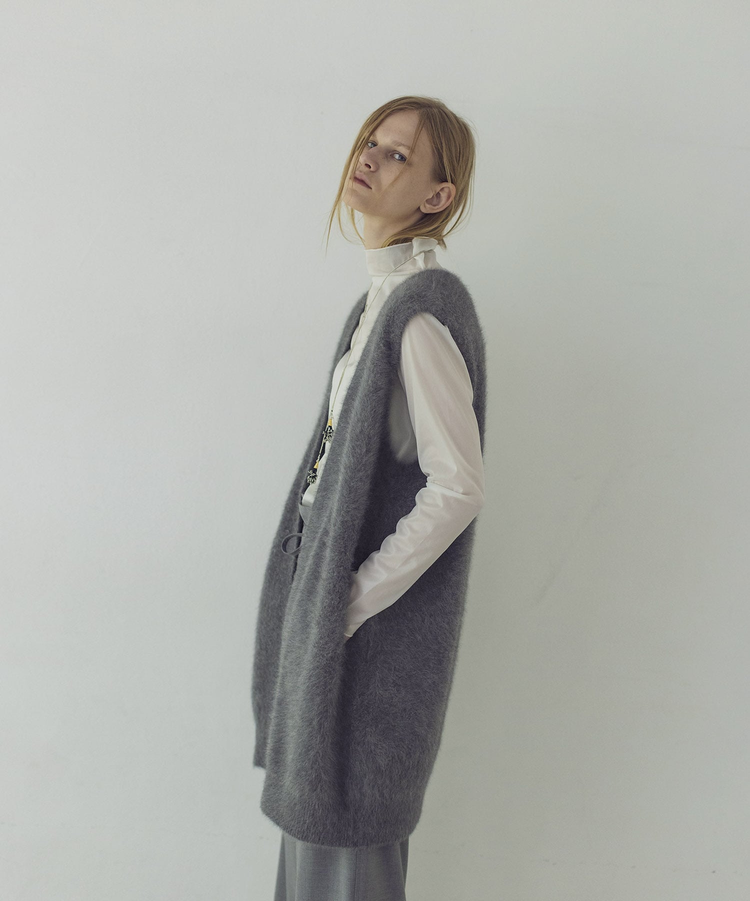 fox cashmere gillet | AND ON JIONE STORE（アンドオン）ジオン商事 ...