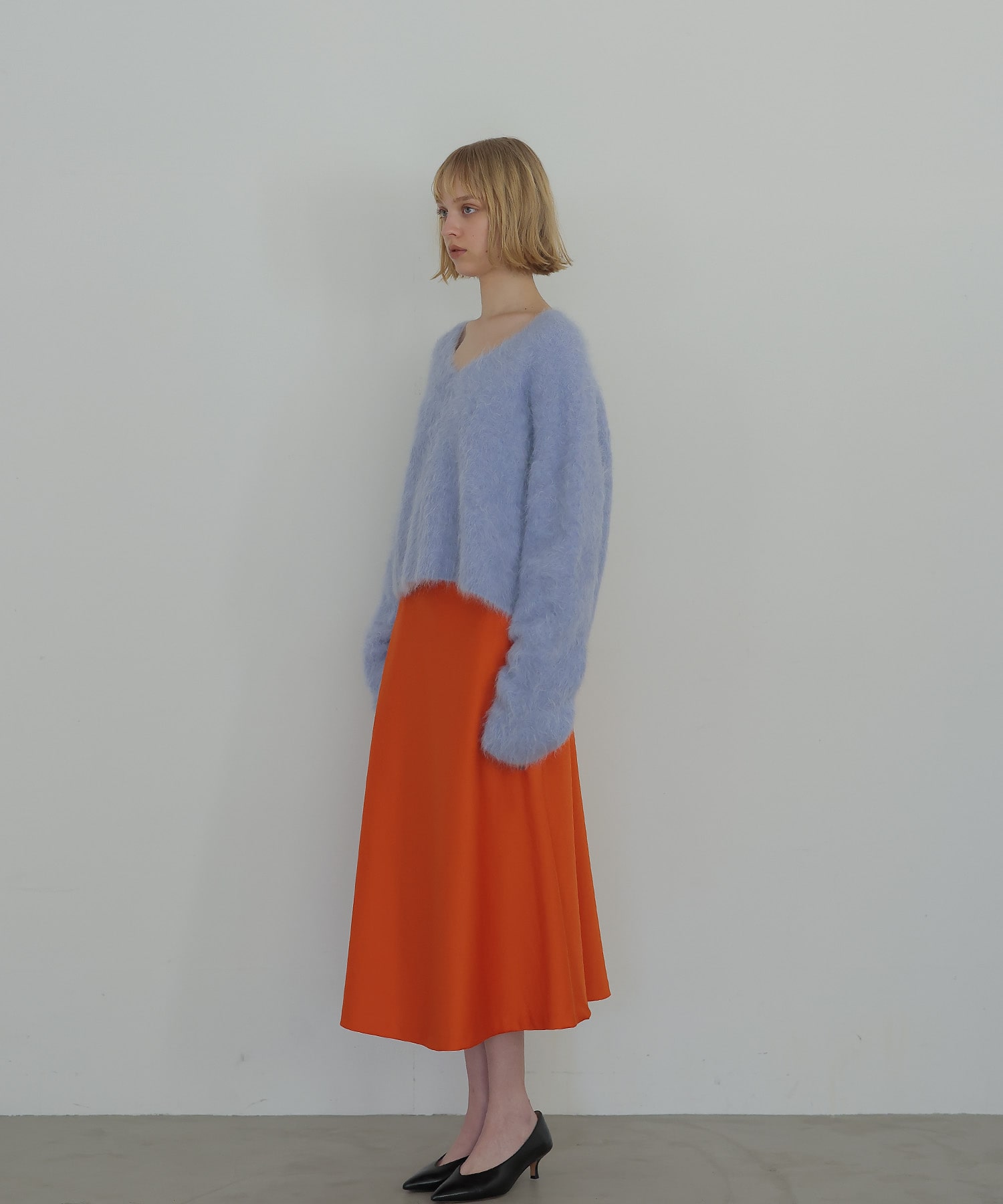 alpaca shaggy v neck pull | AND ON JIONE STORE(アンドオン)ジオン