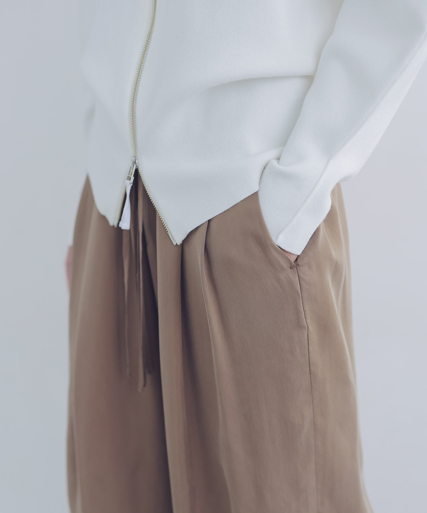 fiible twill gathering wide pants