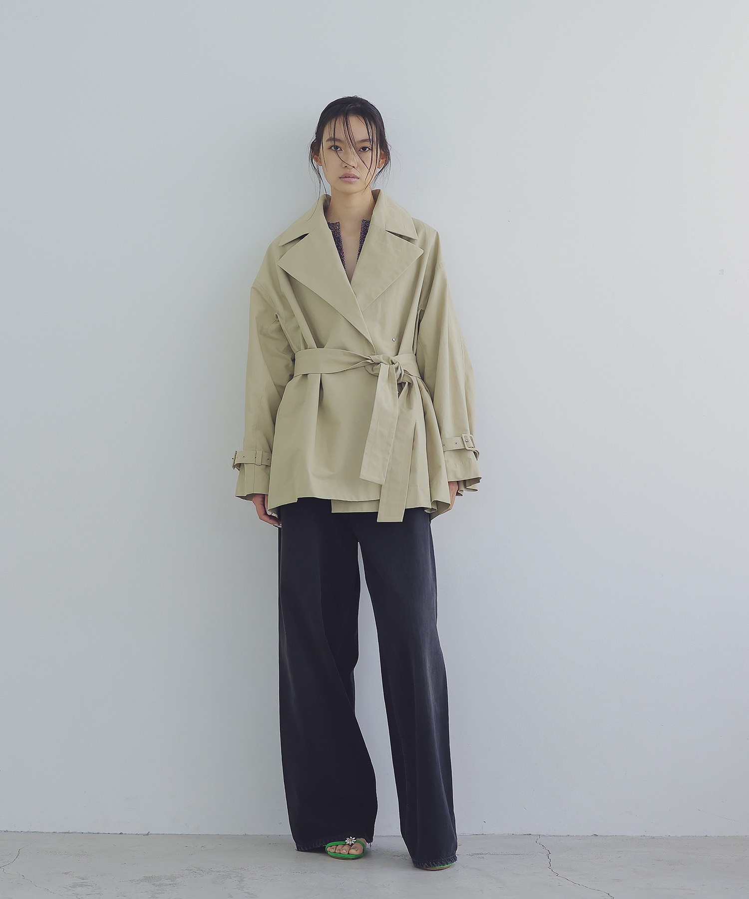 compact taffeta short trench coat