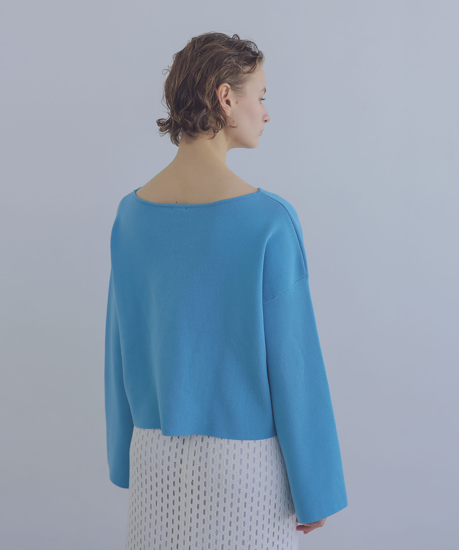 high twist boat neck pull