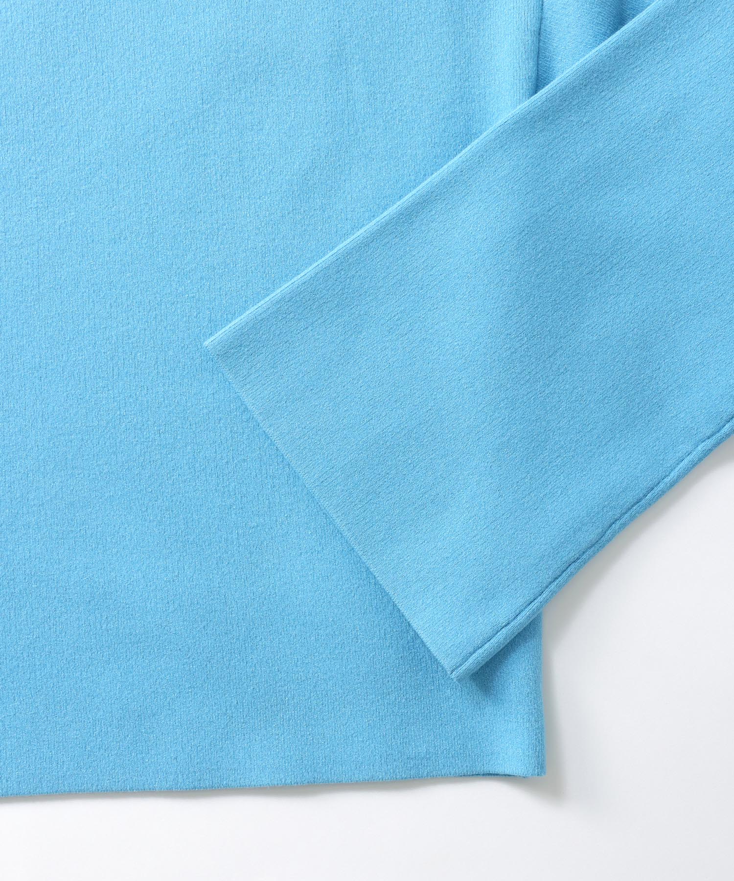 high twist boat neck pull