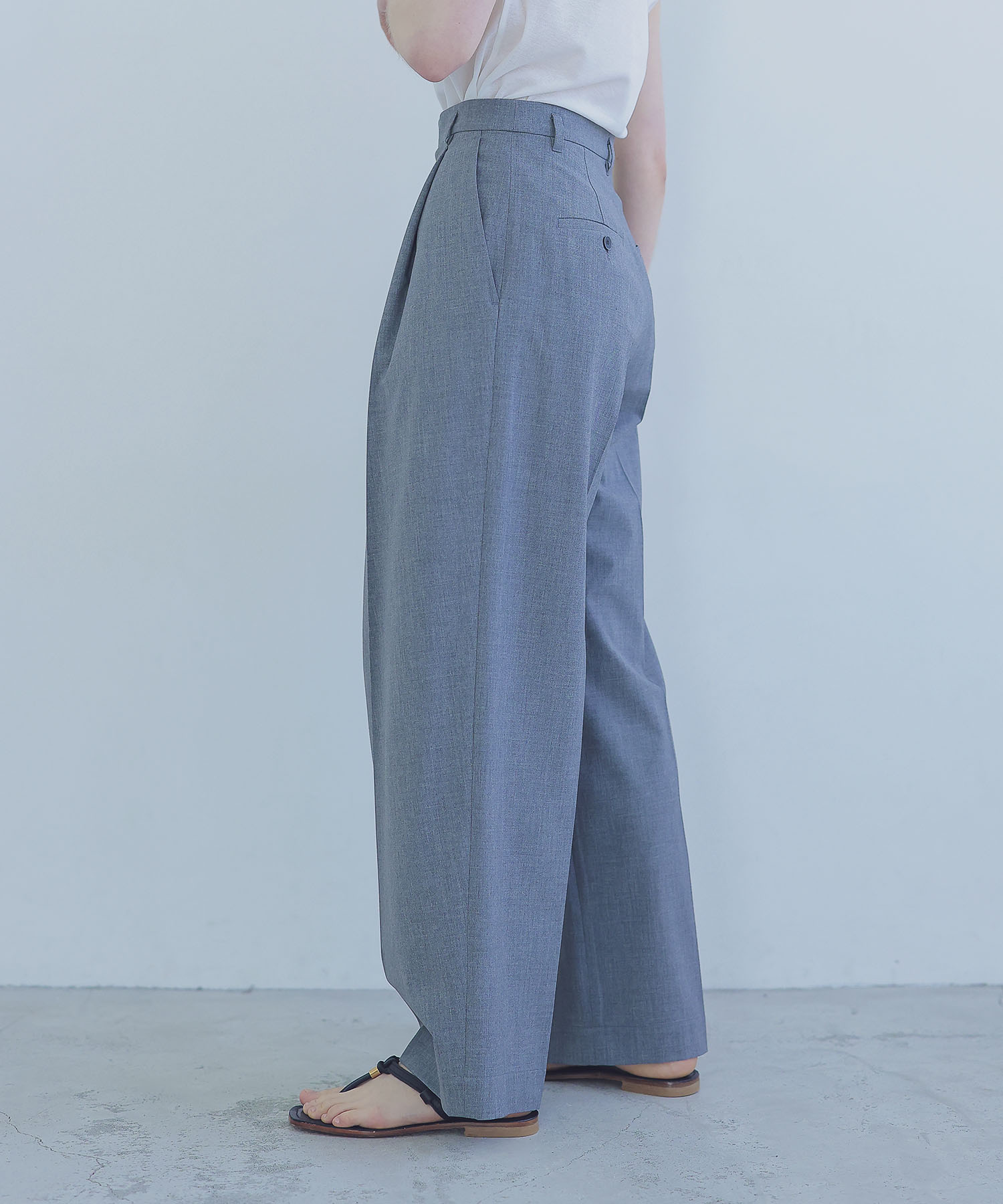 T/R stretch wrap trousers