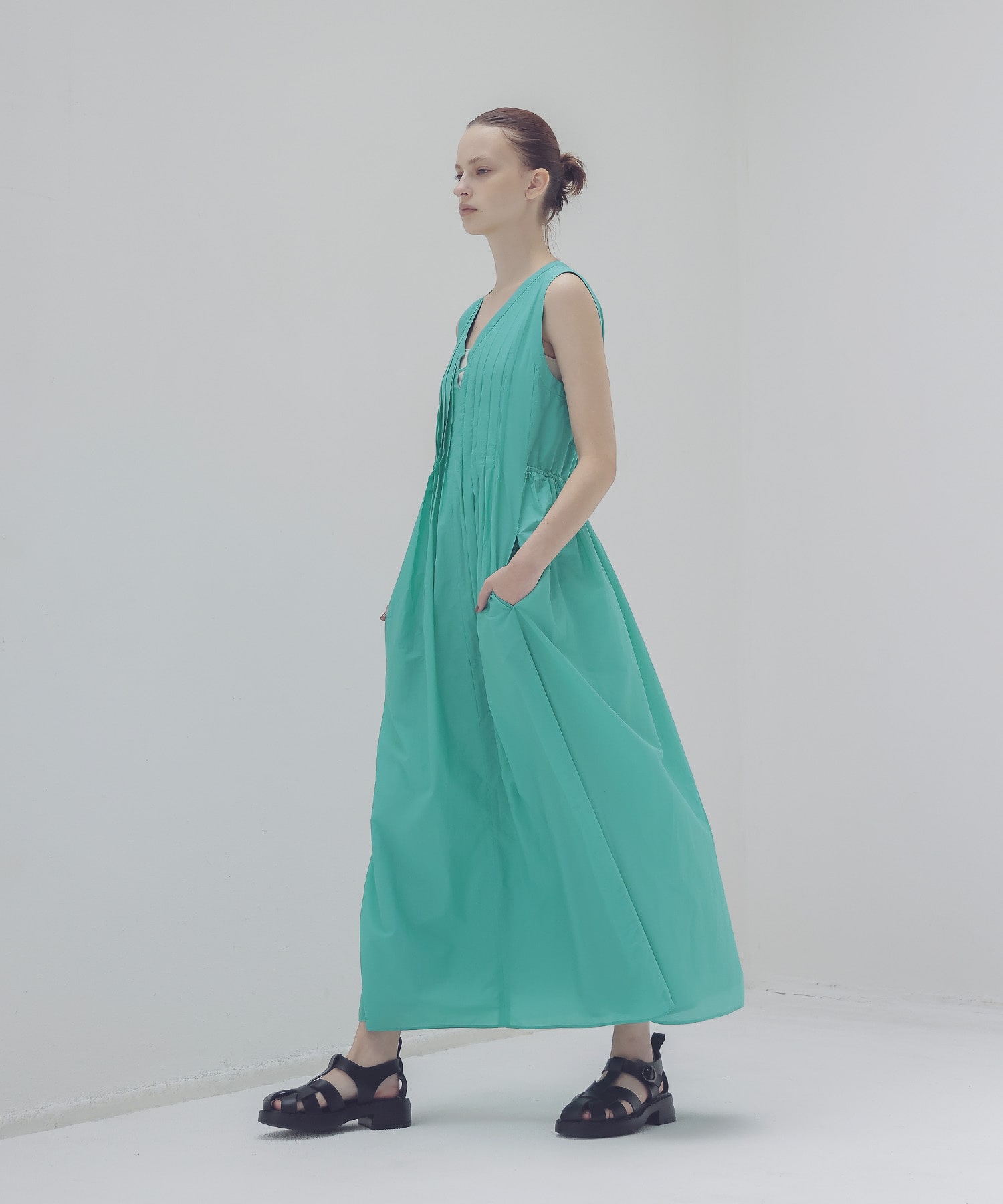 N/C taffeta airy tuck dress