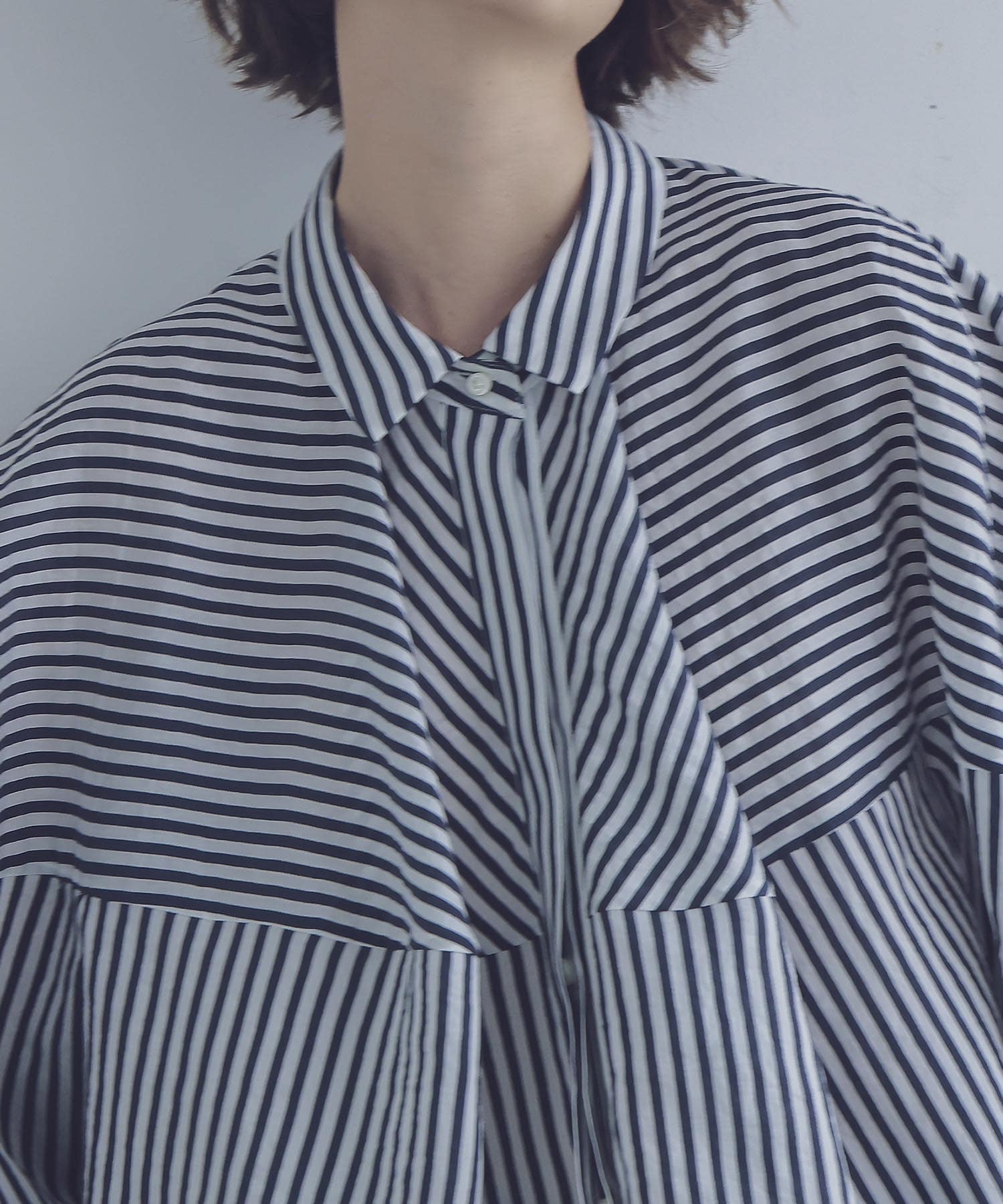 balloon form stripe shirt | AND ON JIONE STORE（アンドオン）ジオン 