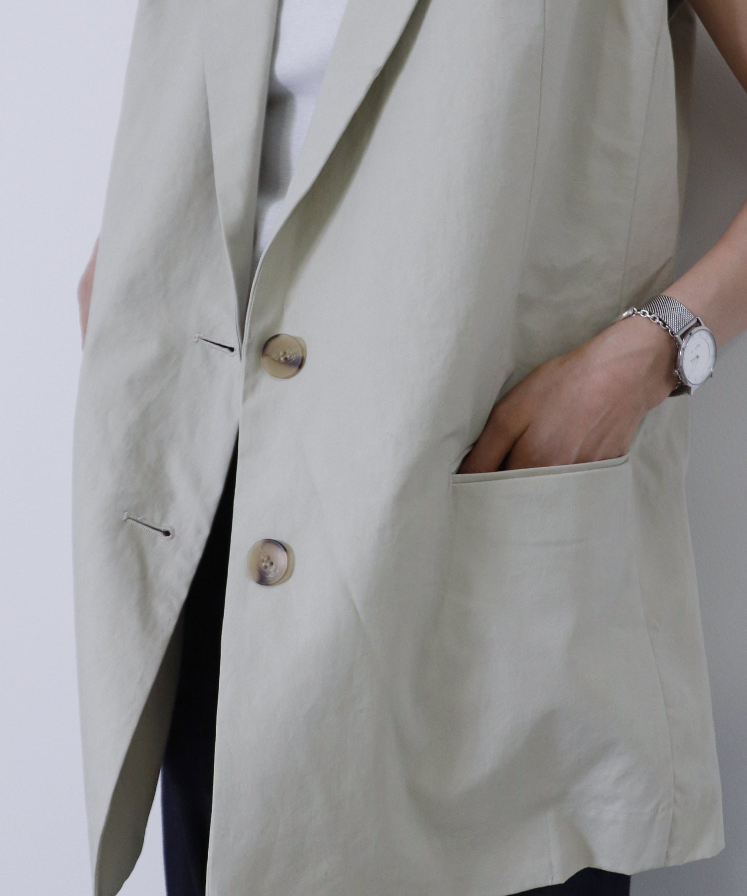 big tailored flare vest