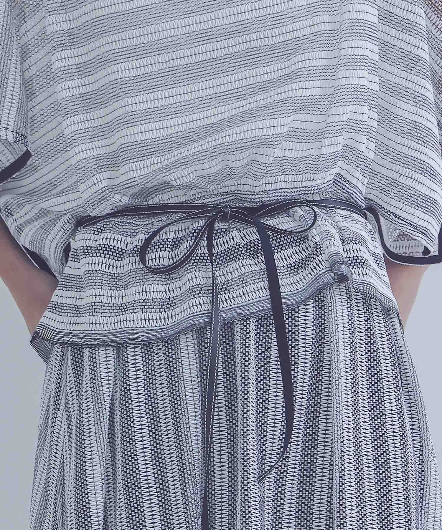 sheer mesh border butterfly blouse