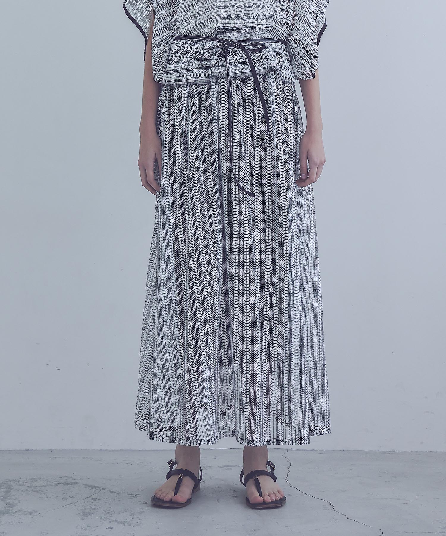 sheer mesh border flare skirt