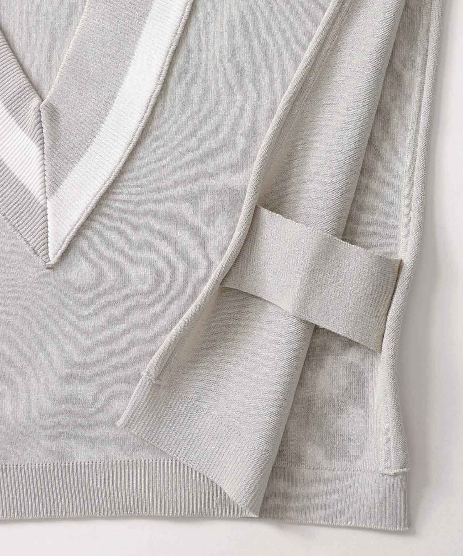 white line V neck vest