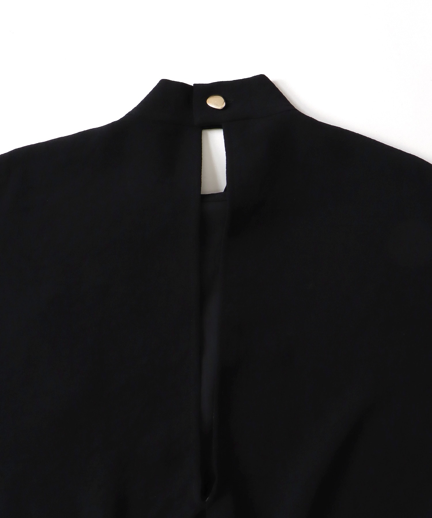 back deep Vneck pullover