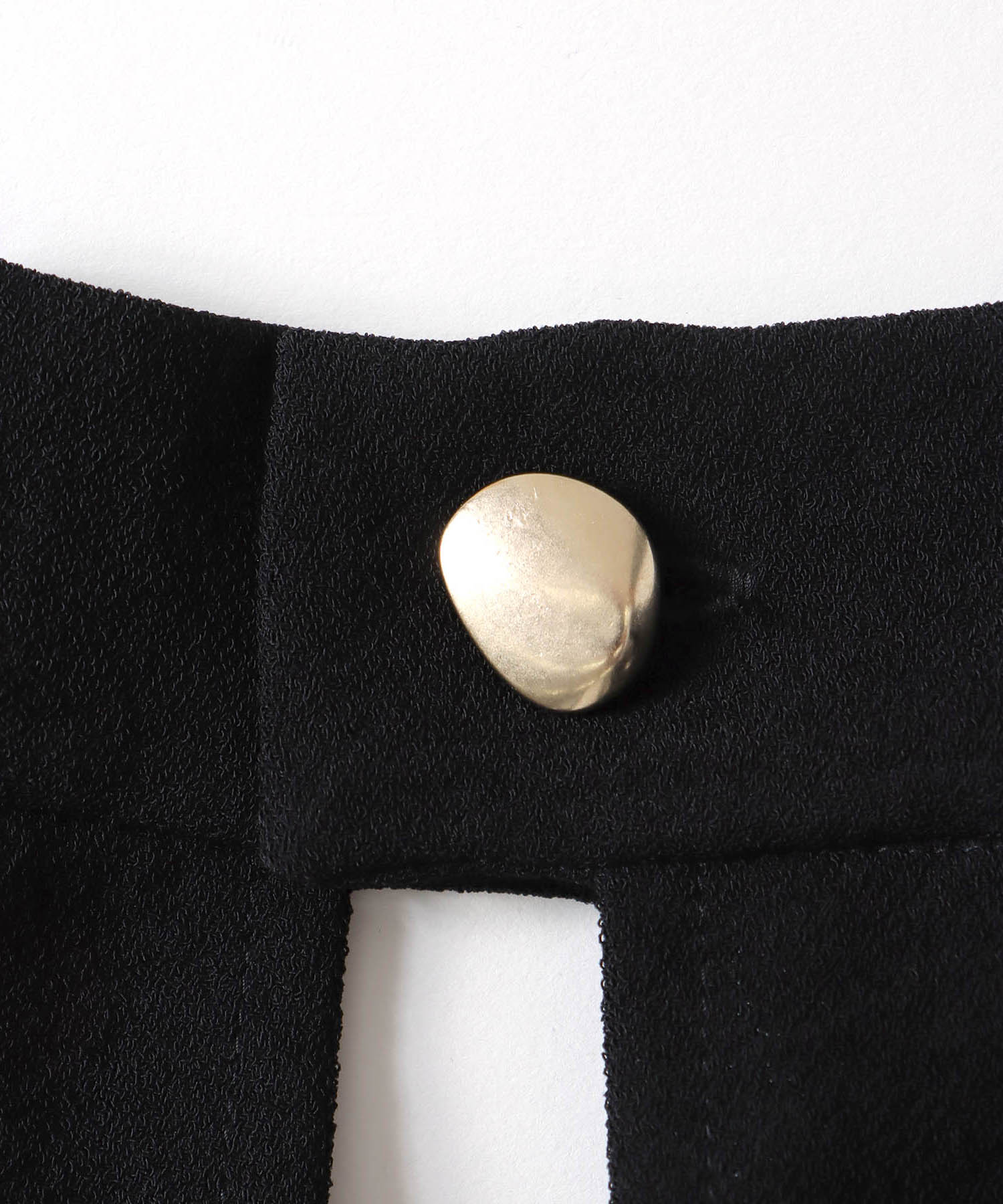 back deep Vneck pullover