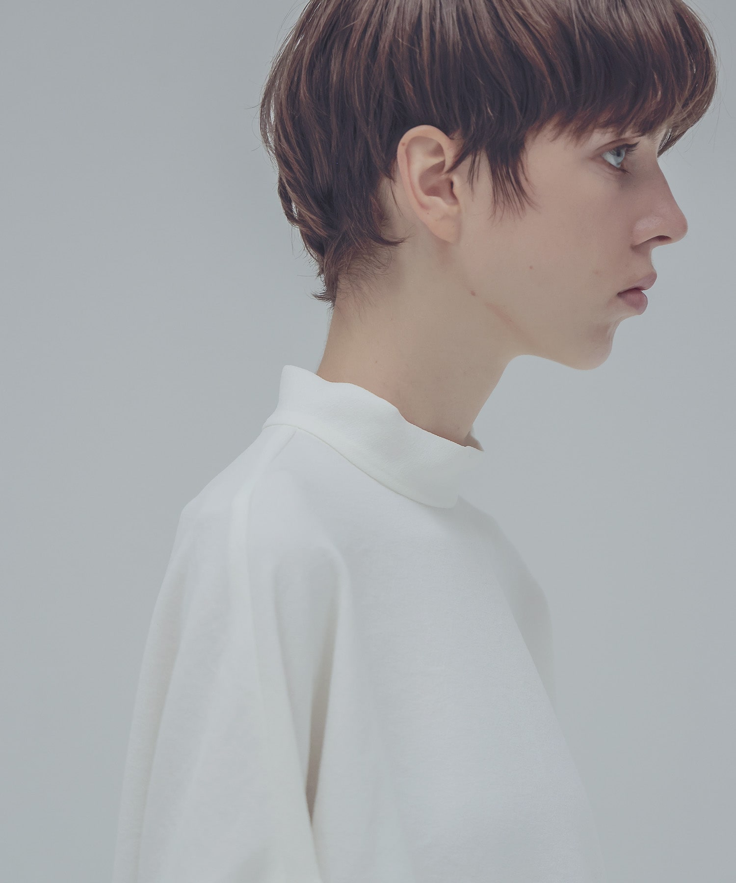 back deep Vneck pullover