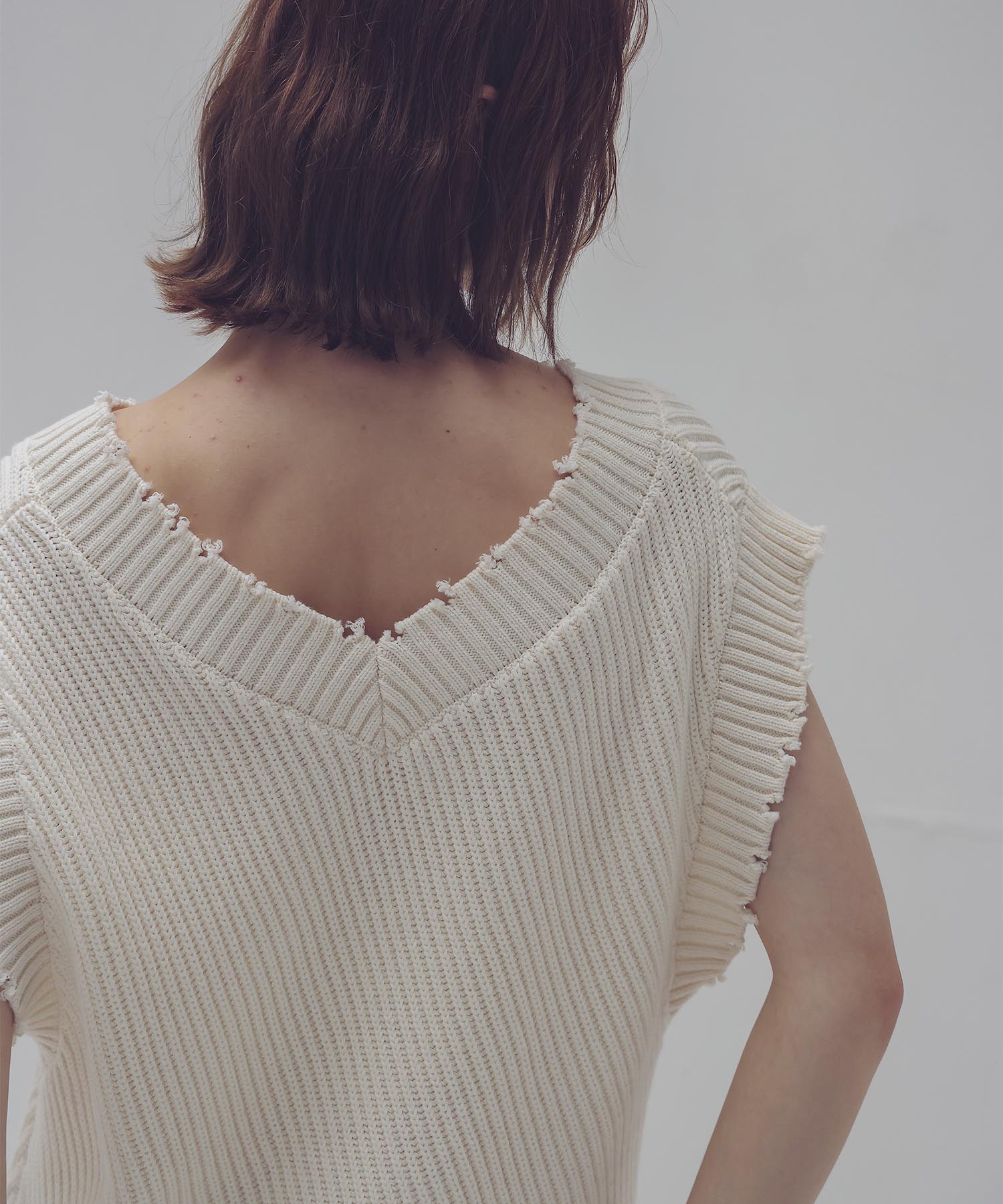 C/W diagonal damage vest