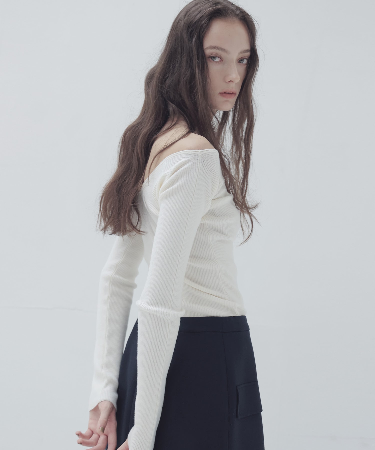 drop sholder Vneck pullover