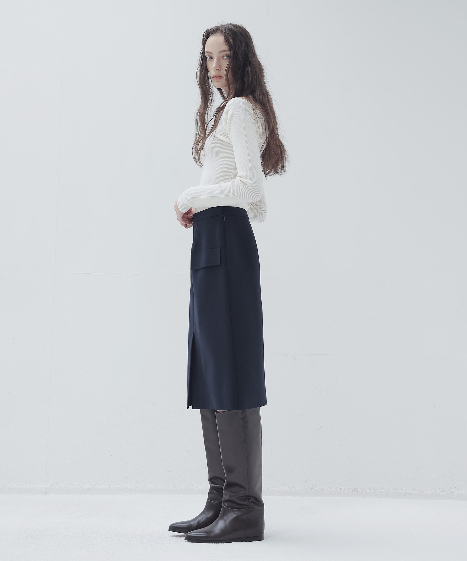 drop sholder Vneck pullover