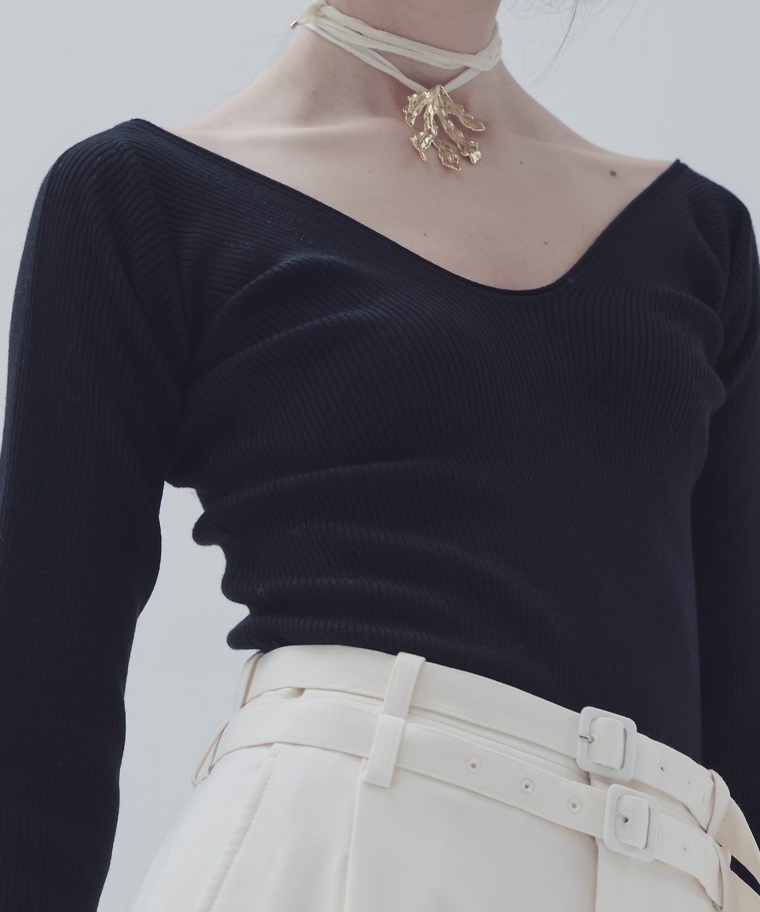 drop sholder Vneck pullover