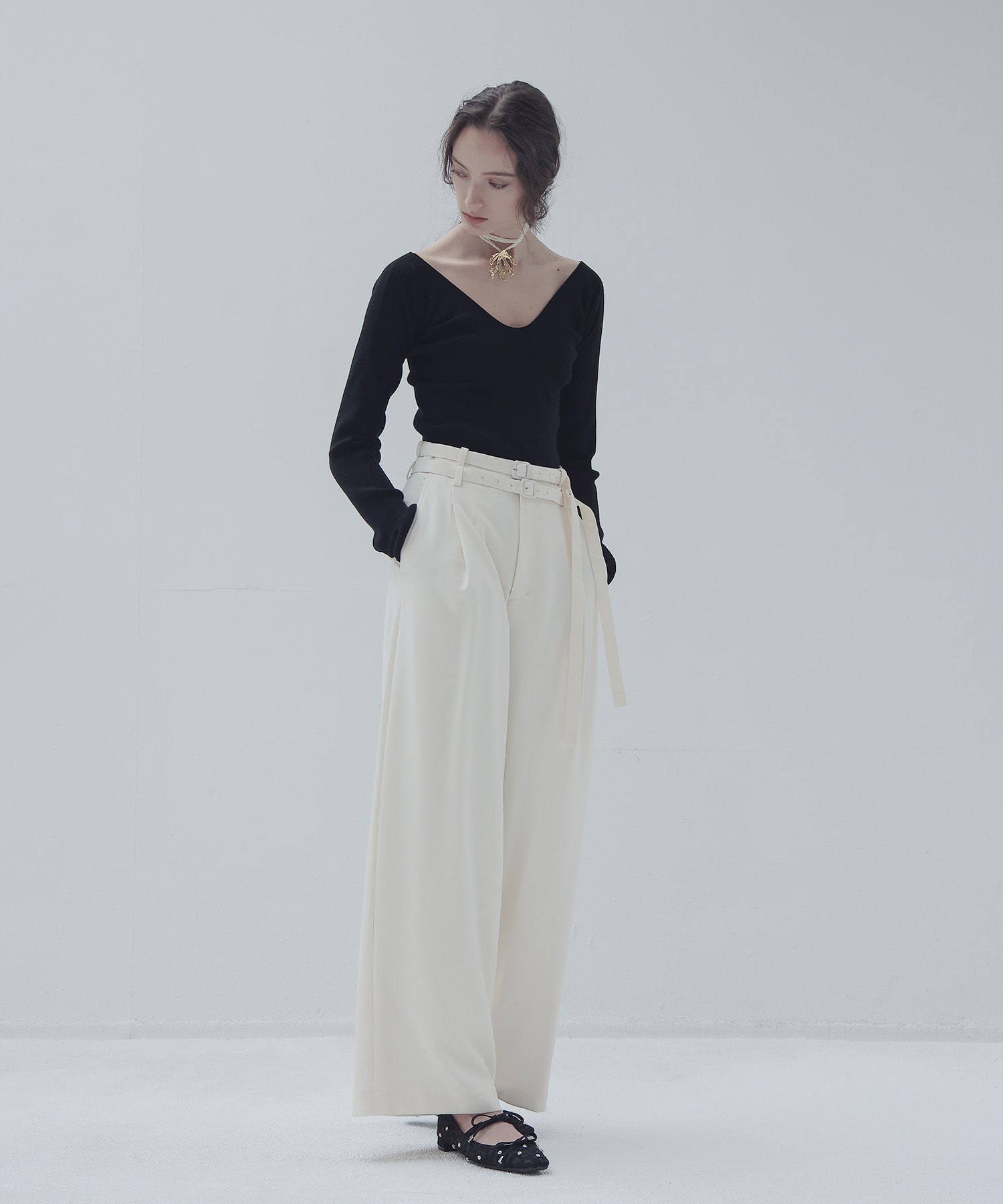 drop sholder Vneck pullover