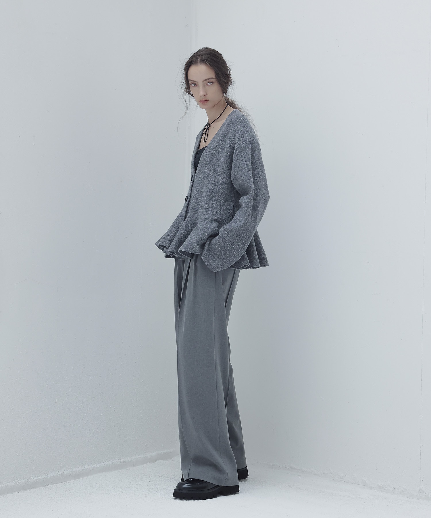 back brush 2tuck trousers