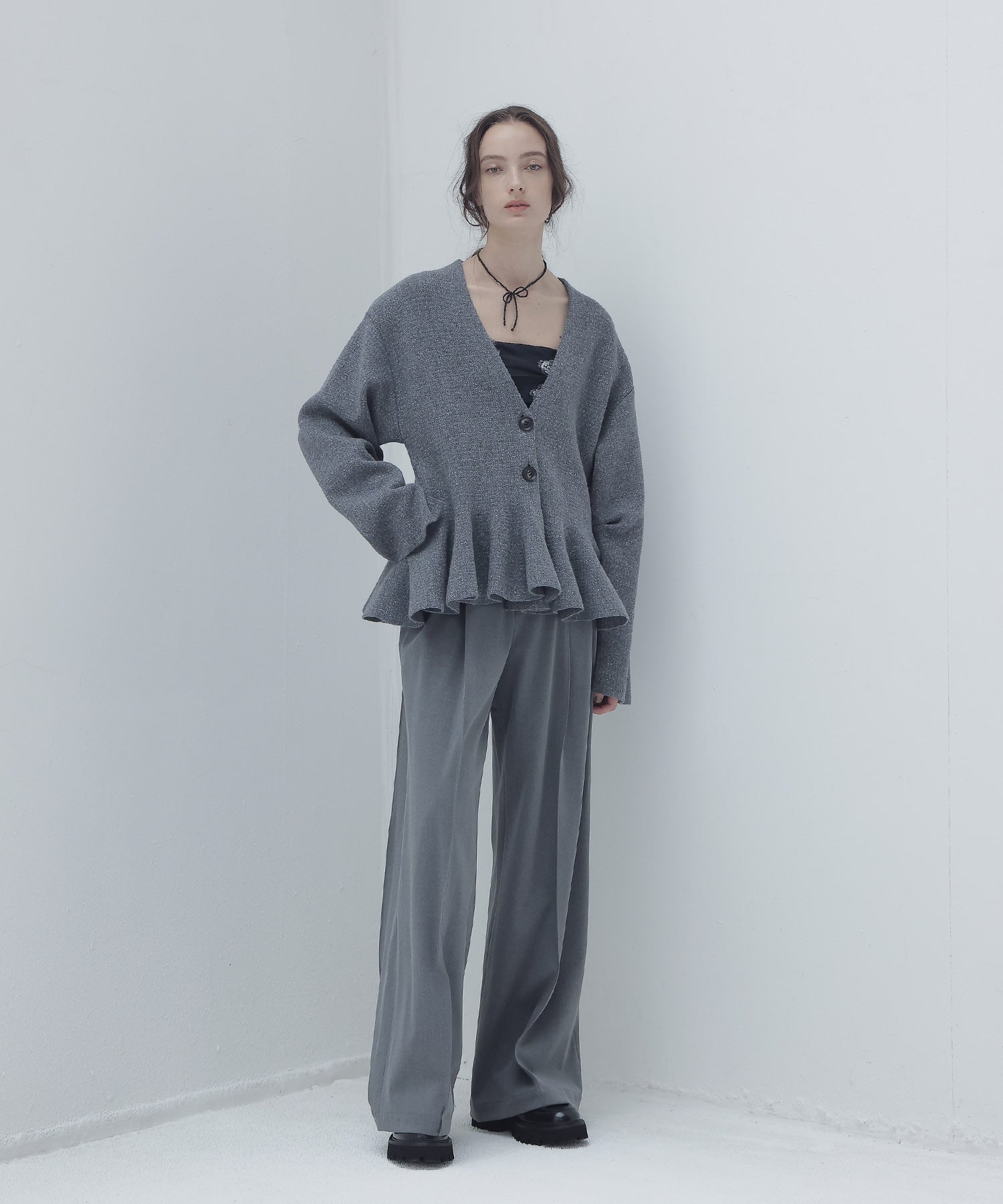 back brush 2tuck trousers