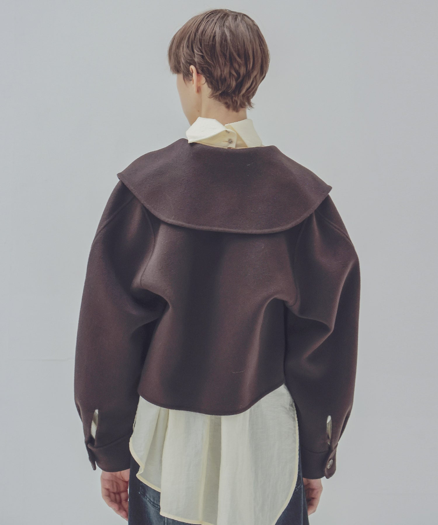 big collar rever short coat