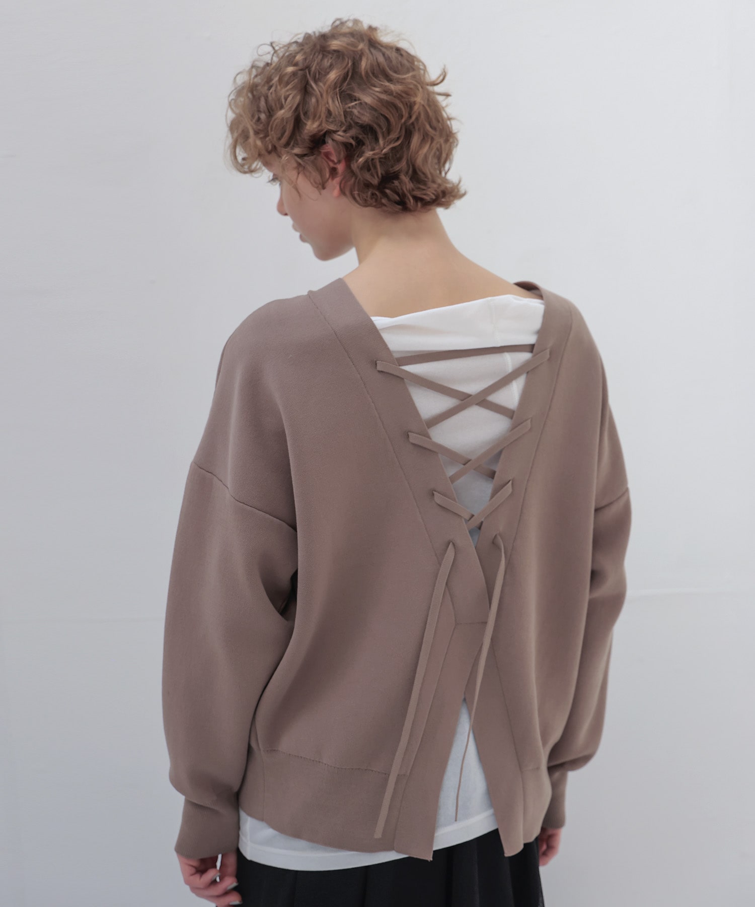 back lace up pullover