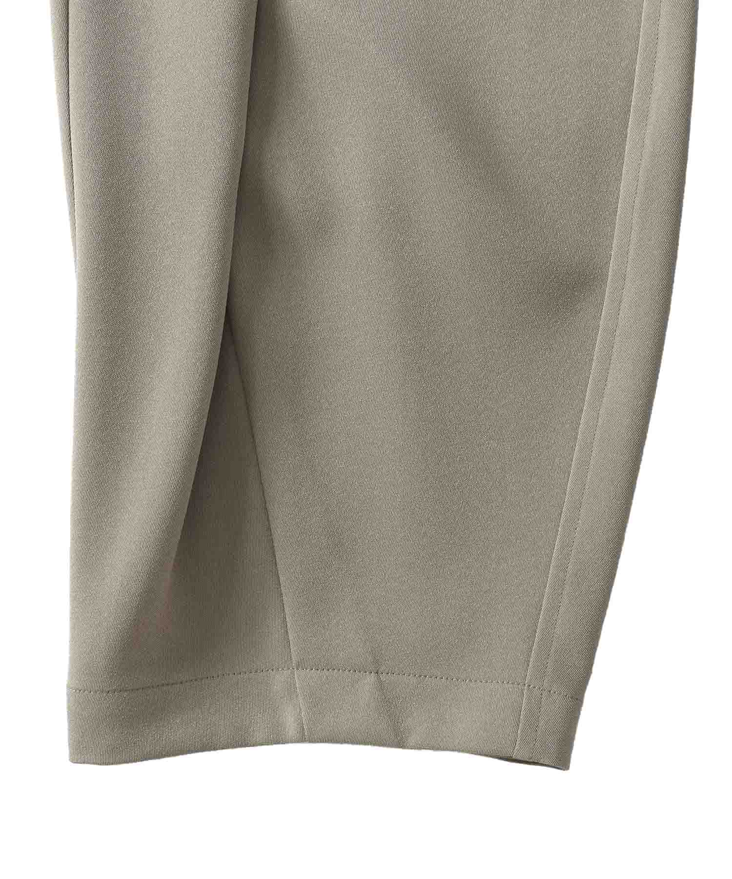 big tuck curve pants