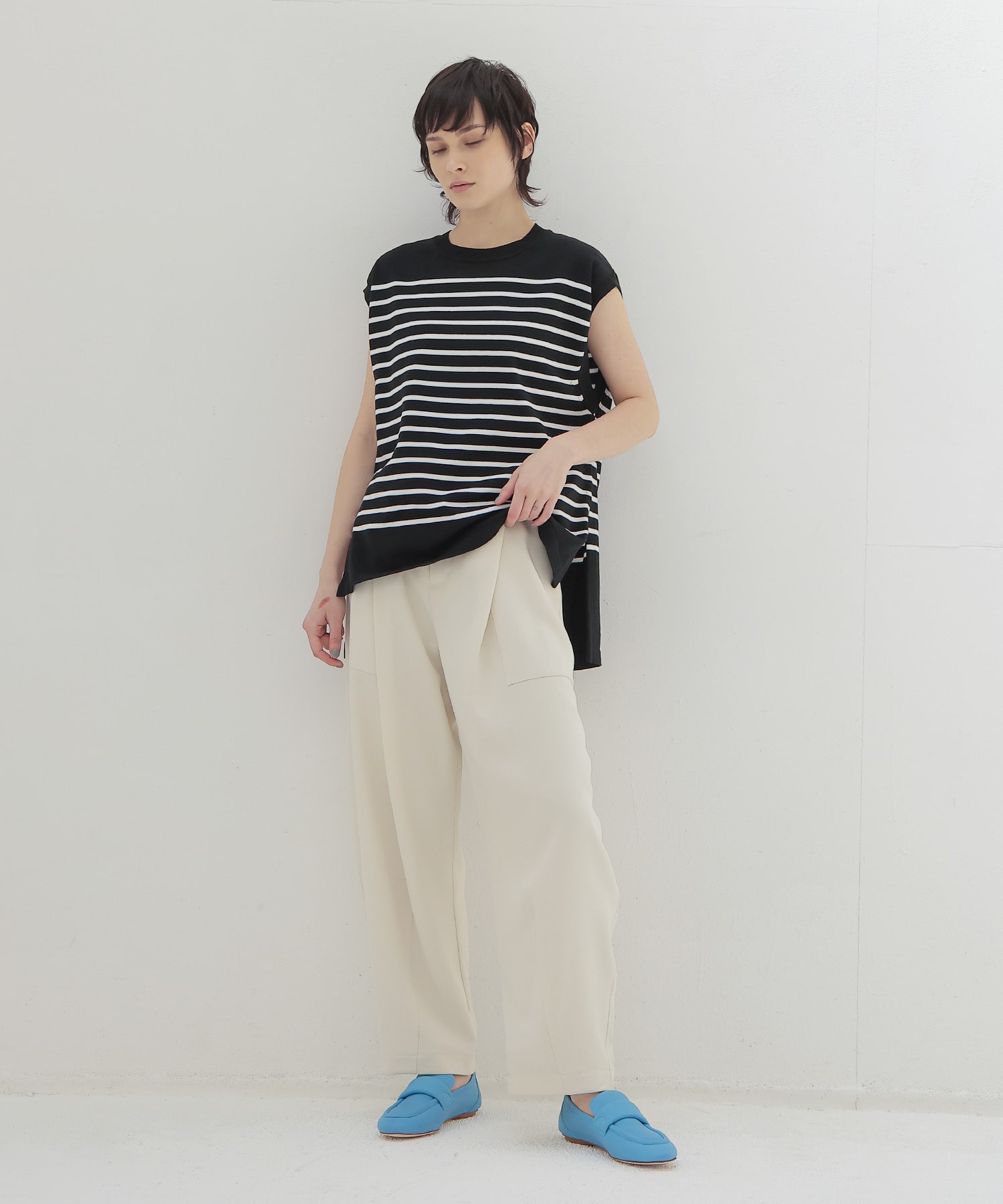 big tuck curve pants