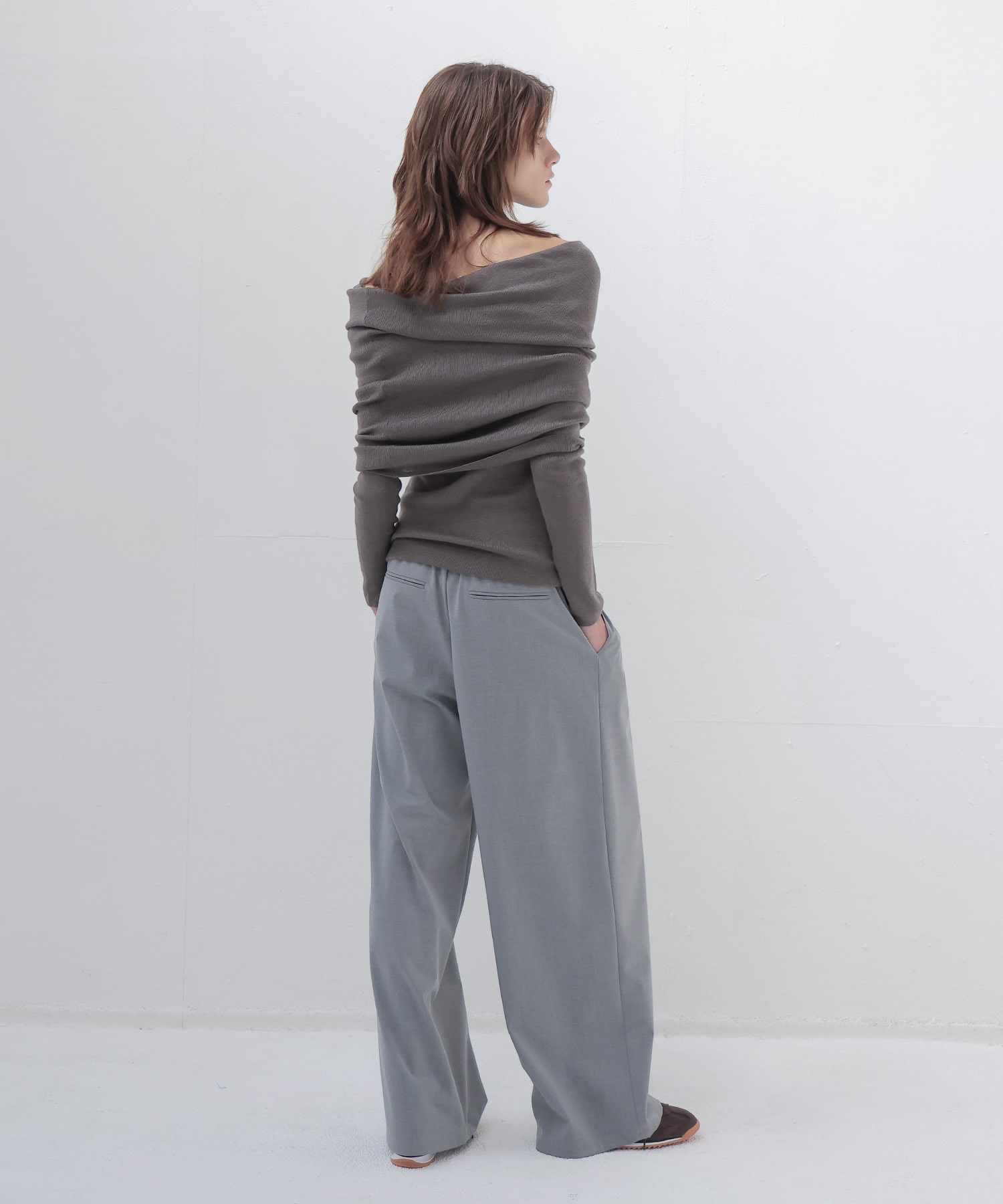 big offshoulder pull | AND ON JIONE STORE（アンドオン）ジオン商事 