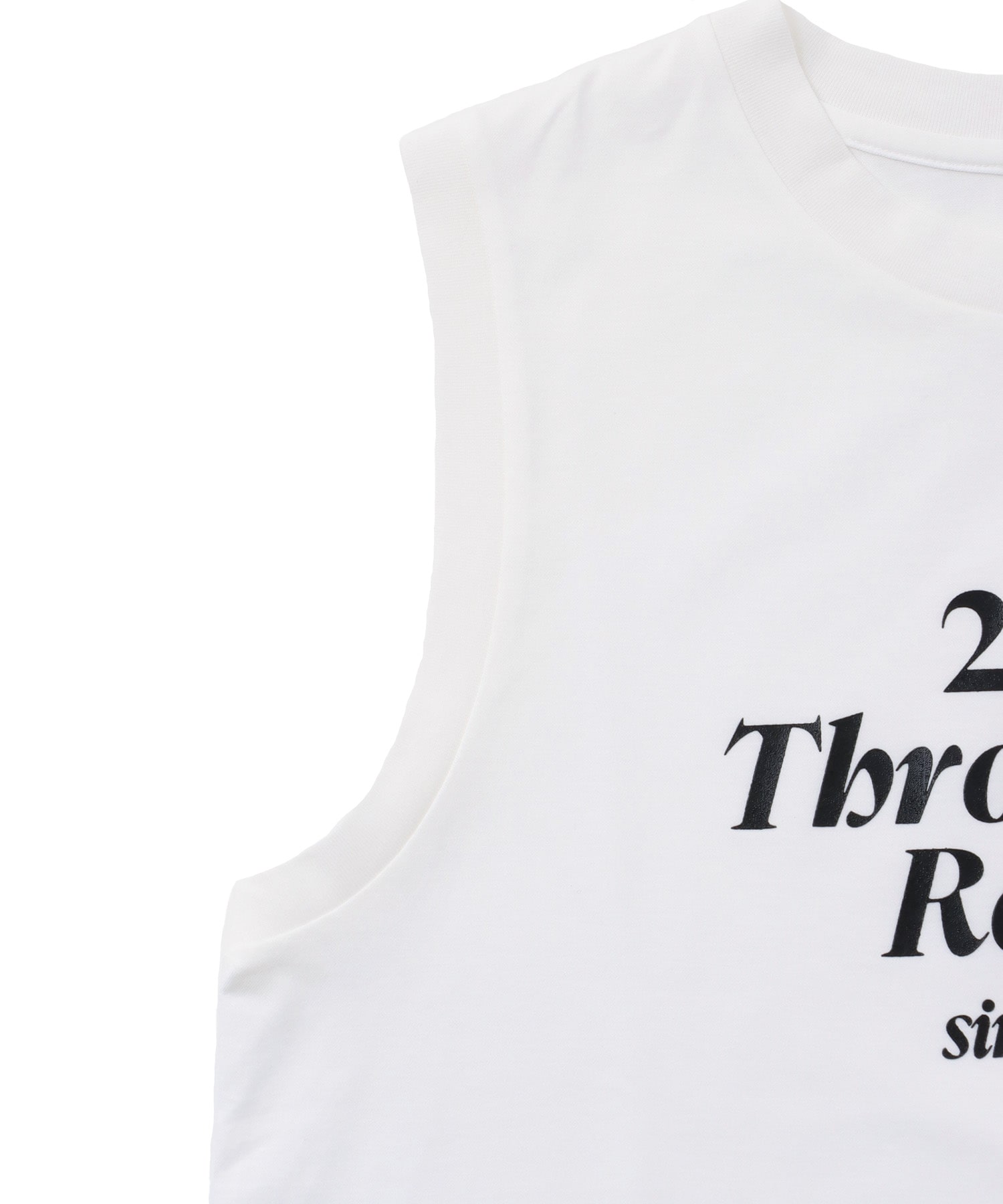throwback sleeveress T-shirt