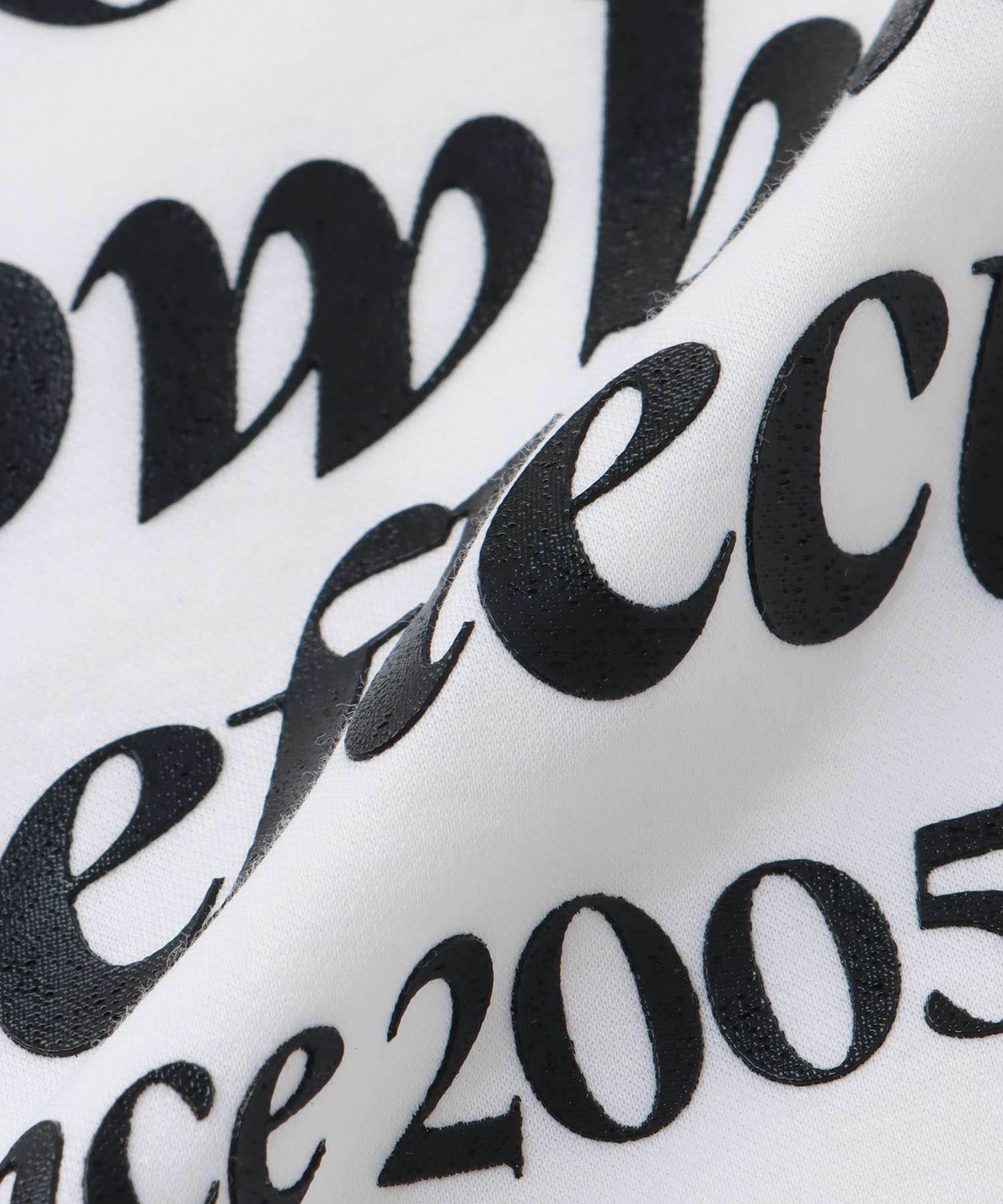 throwback sleeveress T-shirt