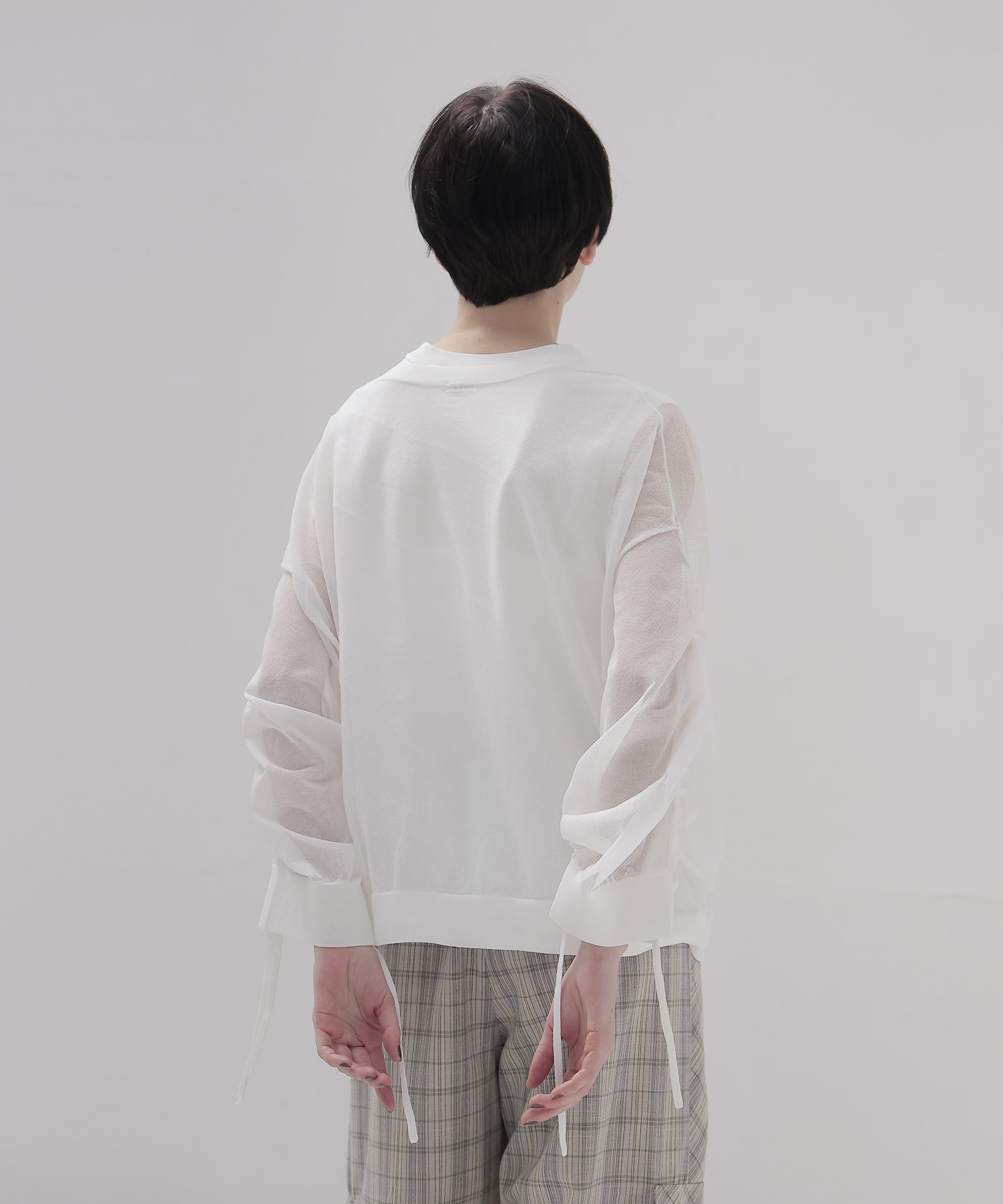 ALLONGE sheer string sleeve pull