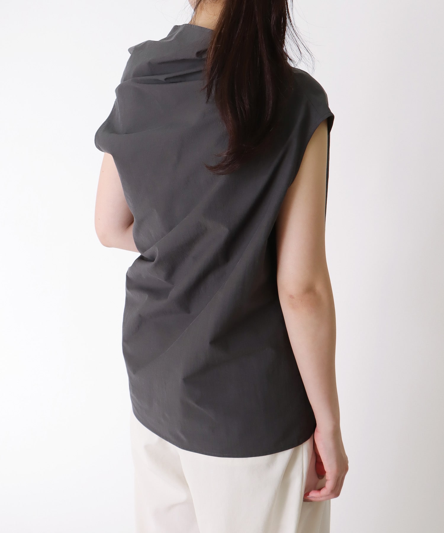 asymmetric big collar pullover