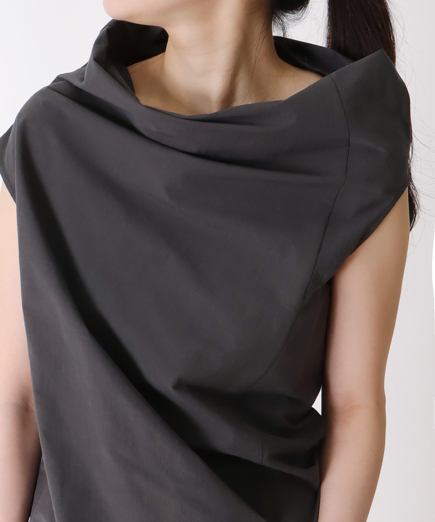 asymmetric big collar pullover