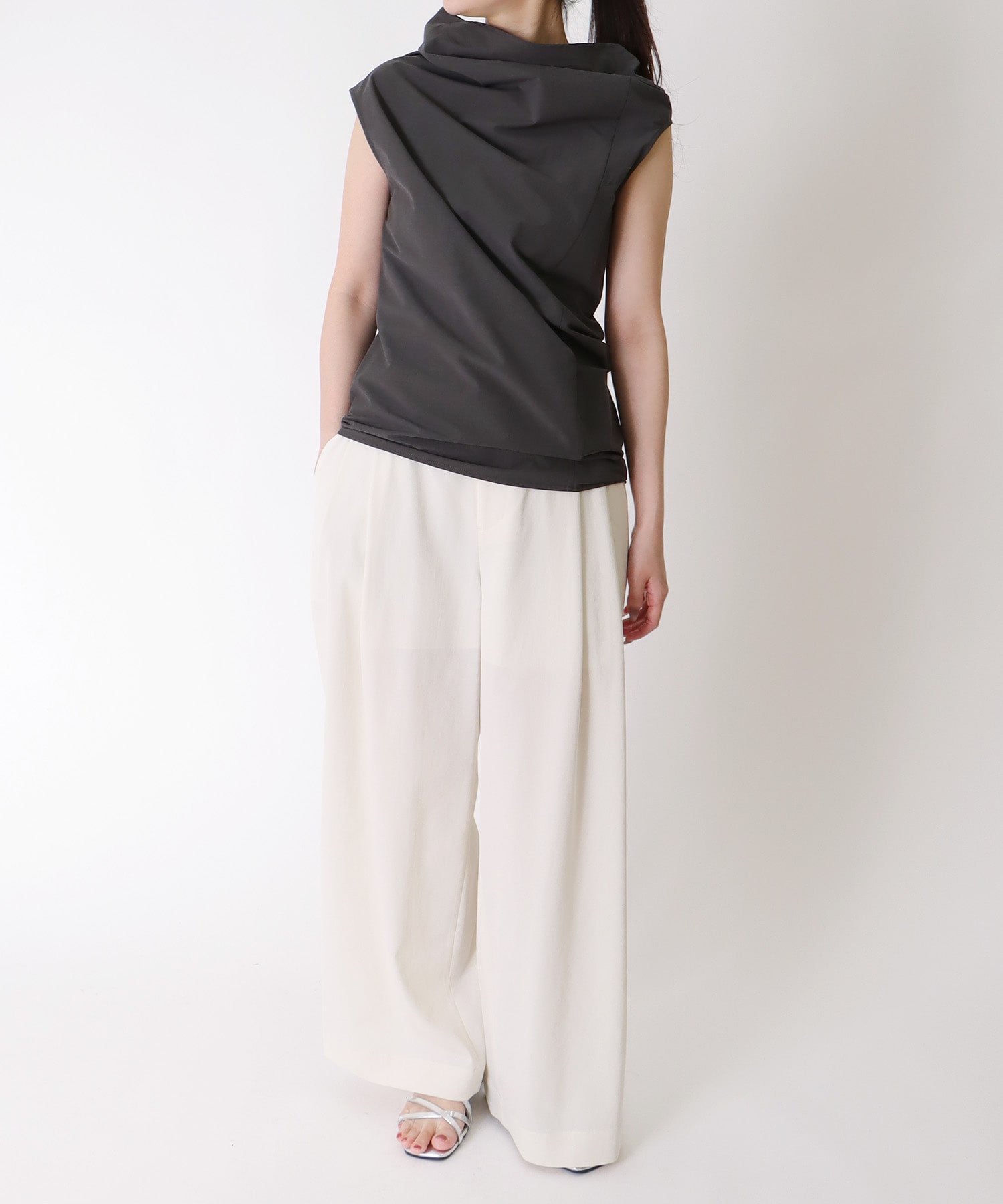 asymmetric big collar pullover