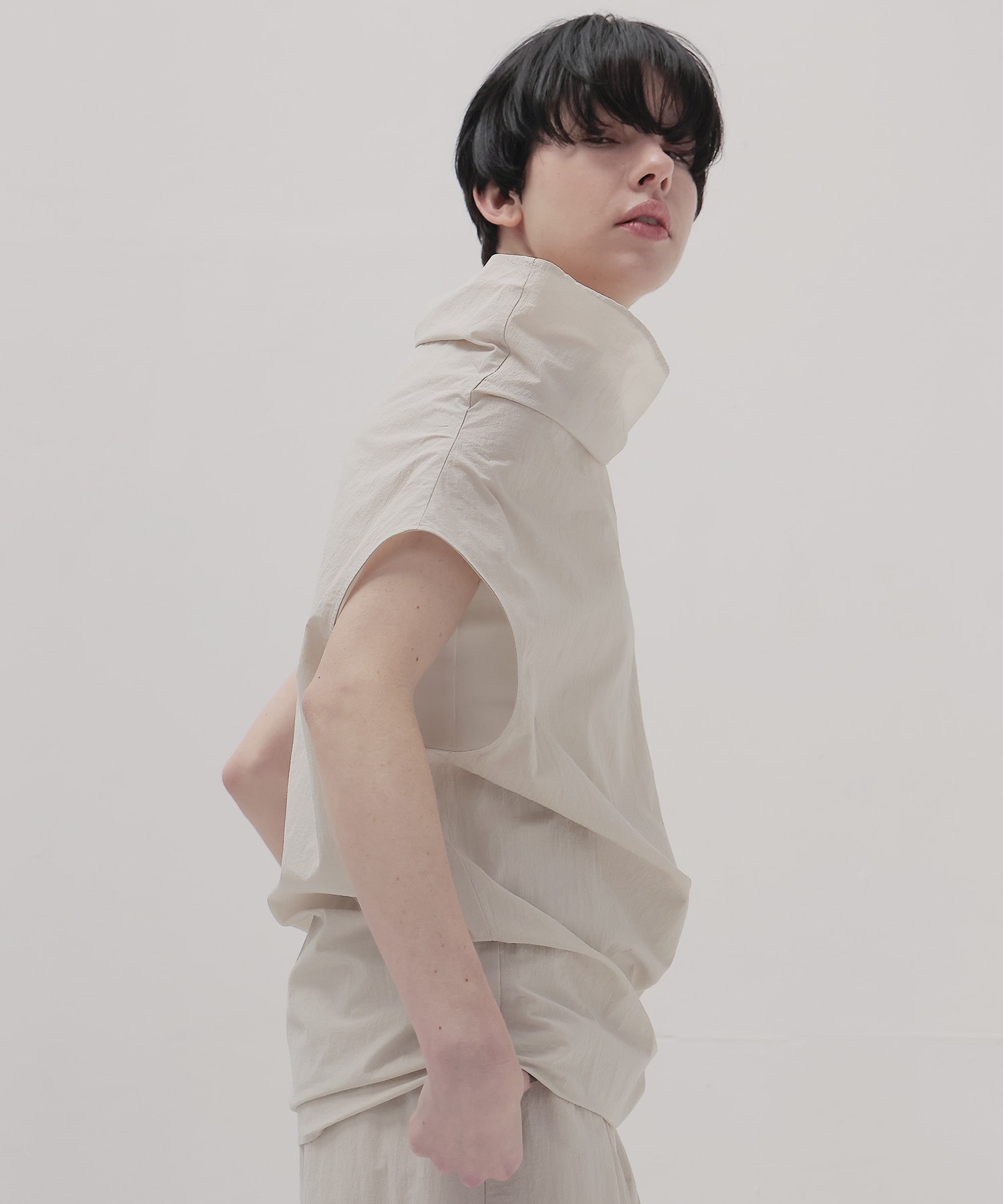 asymmetric big collar pullover