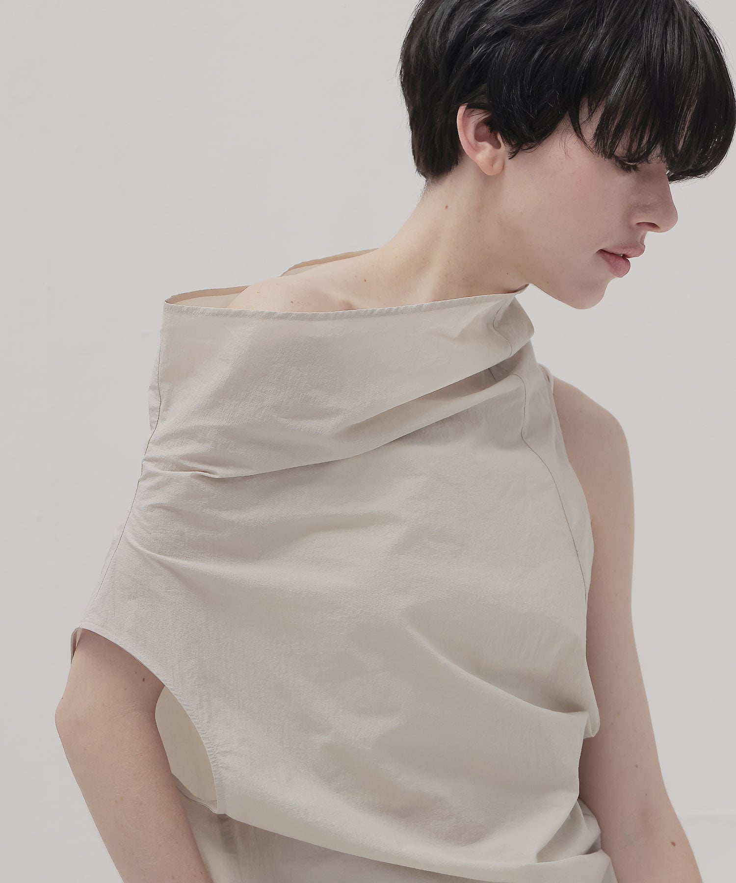 asymmetric big collar pullover