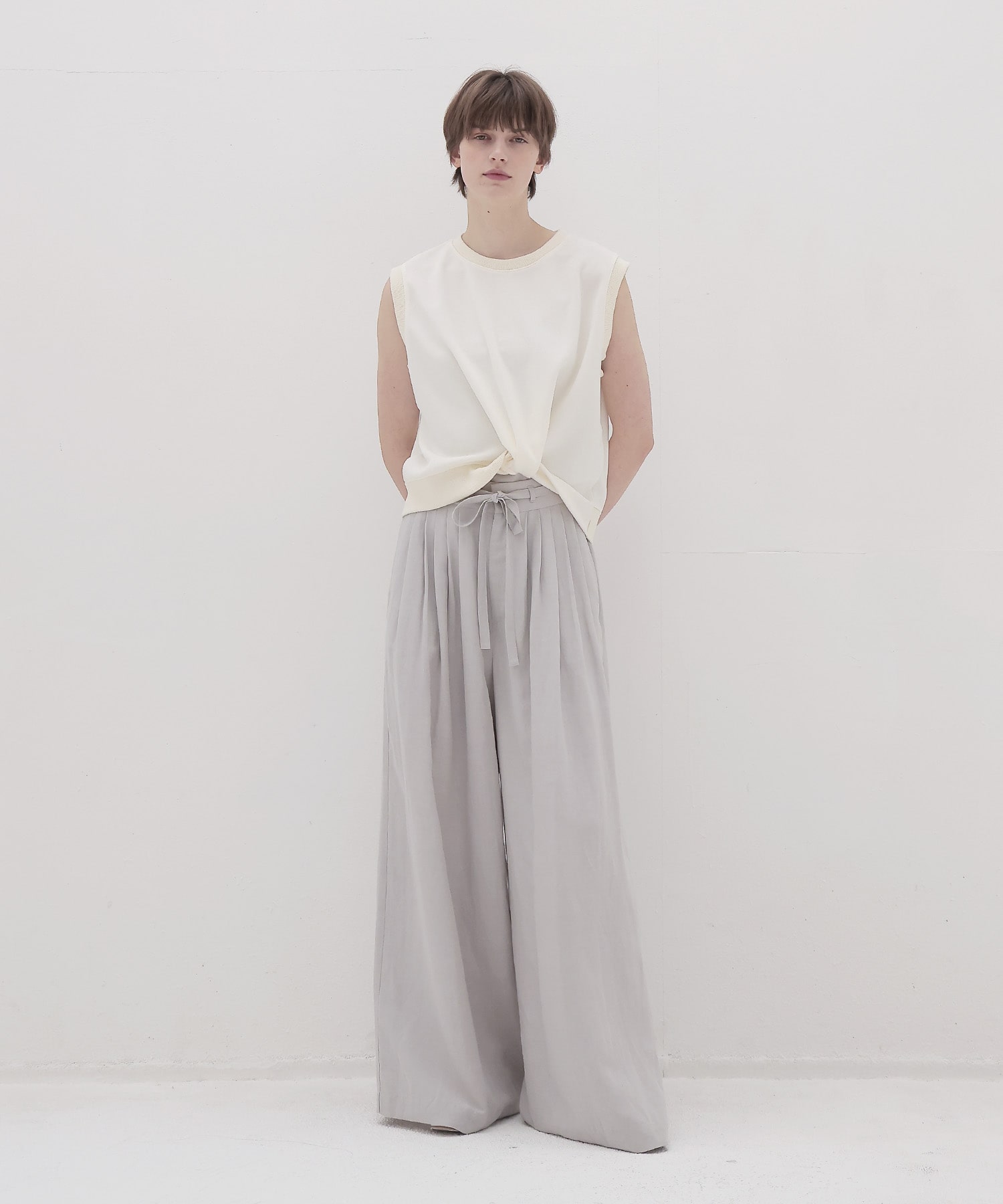 vis/li pleats tuck wide pants