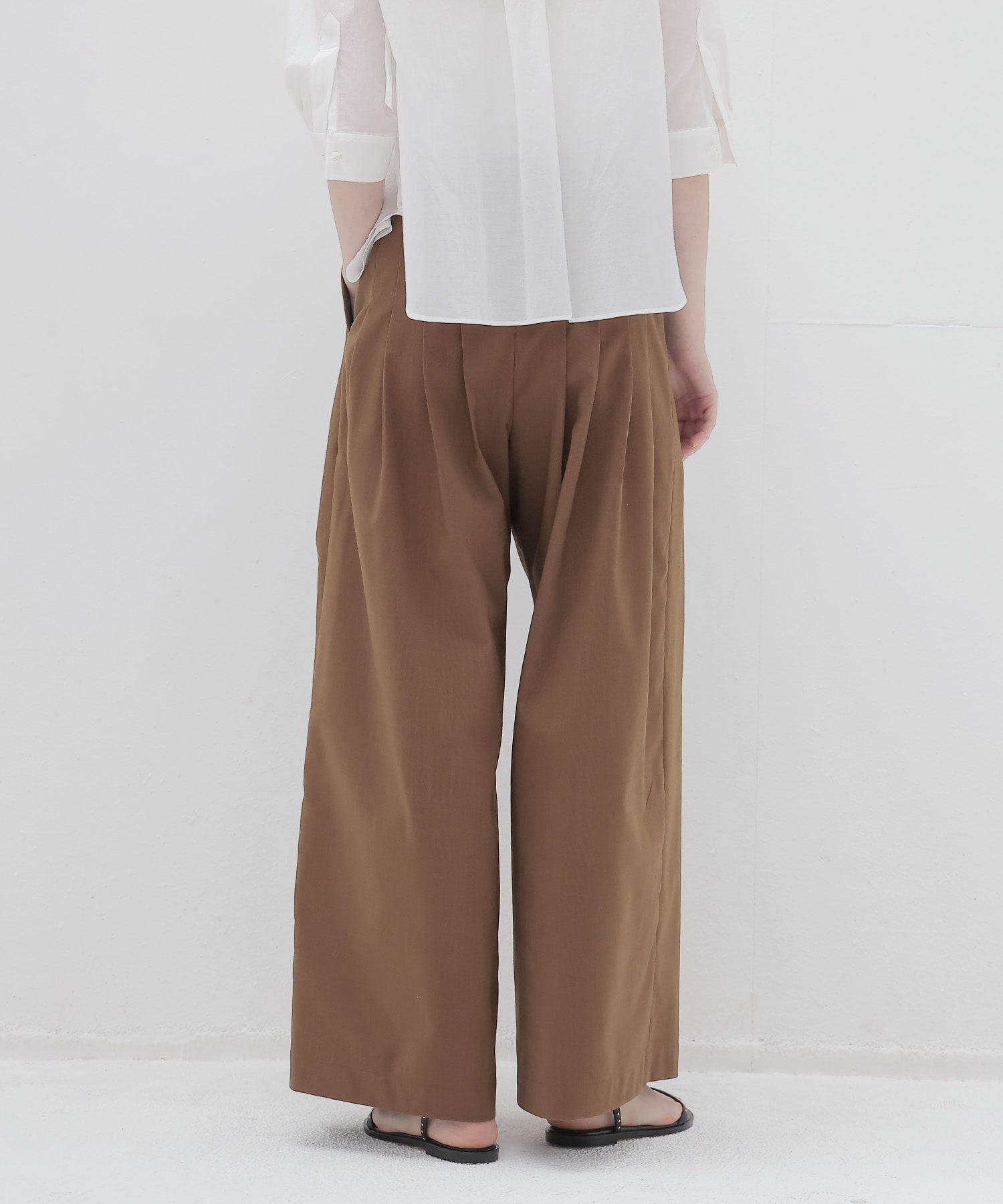 narrow belt tuck wide pants