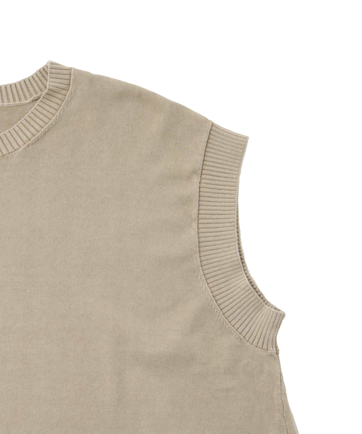 stone wash over sleeveless pull