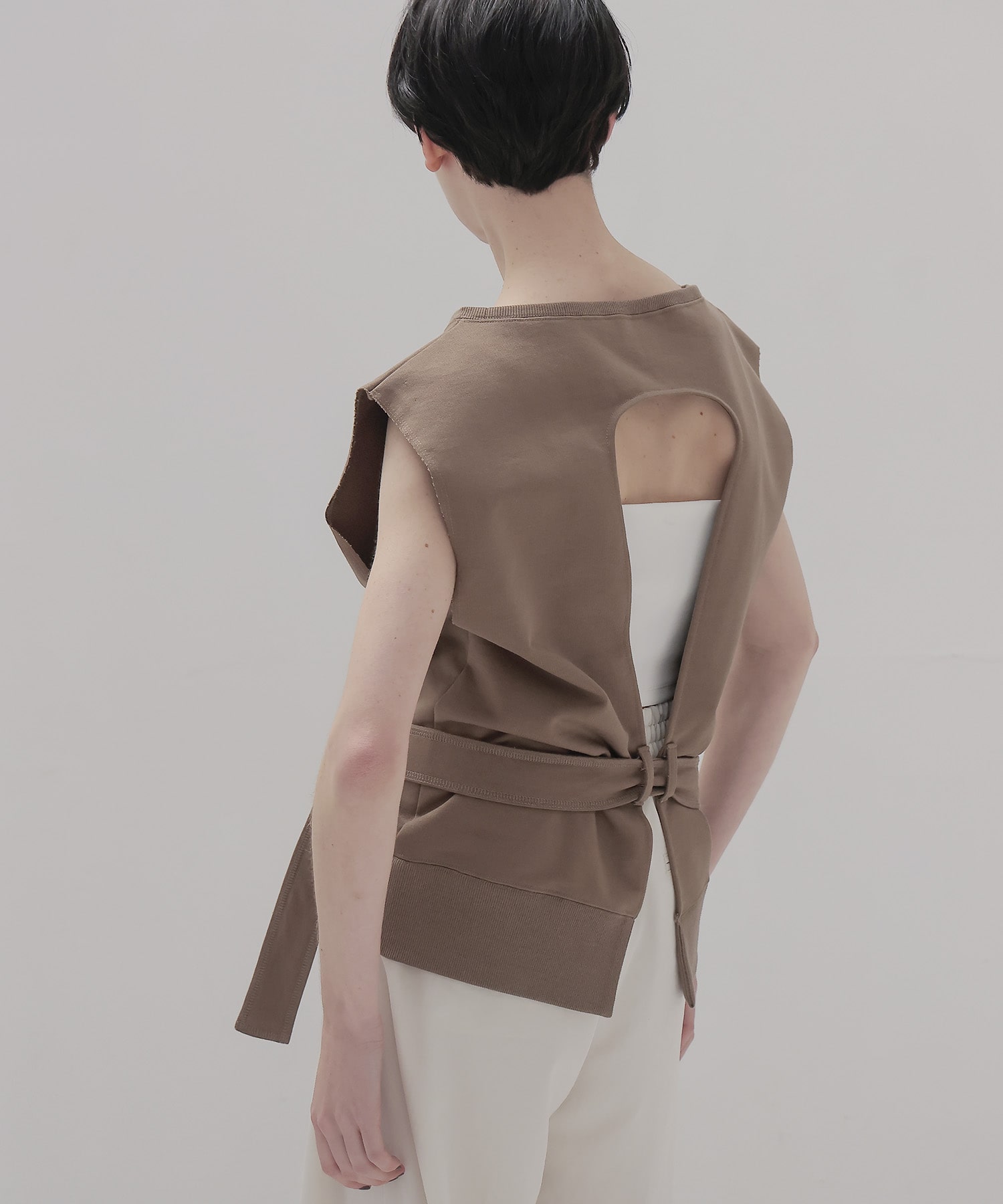 back cut out pull