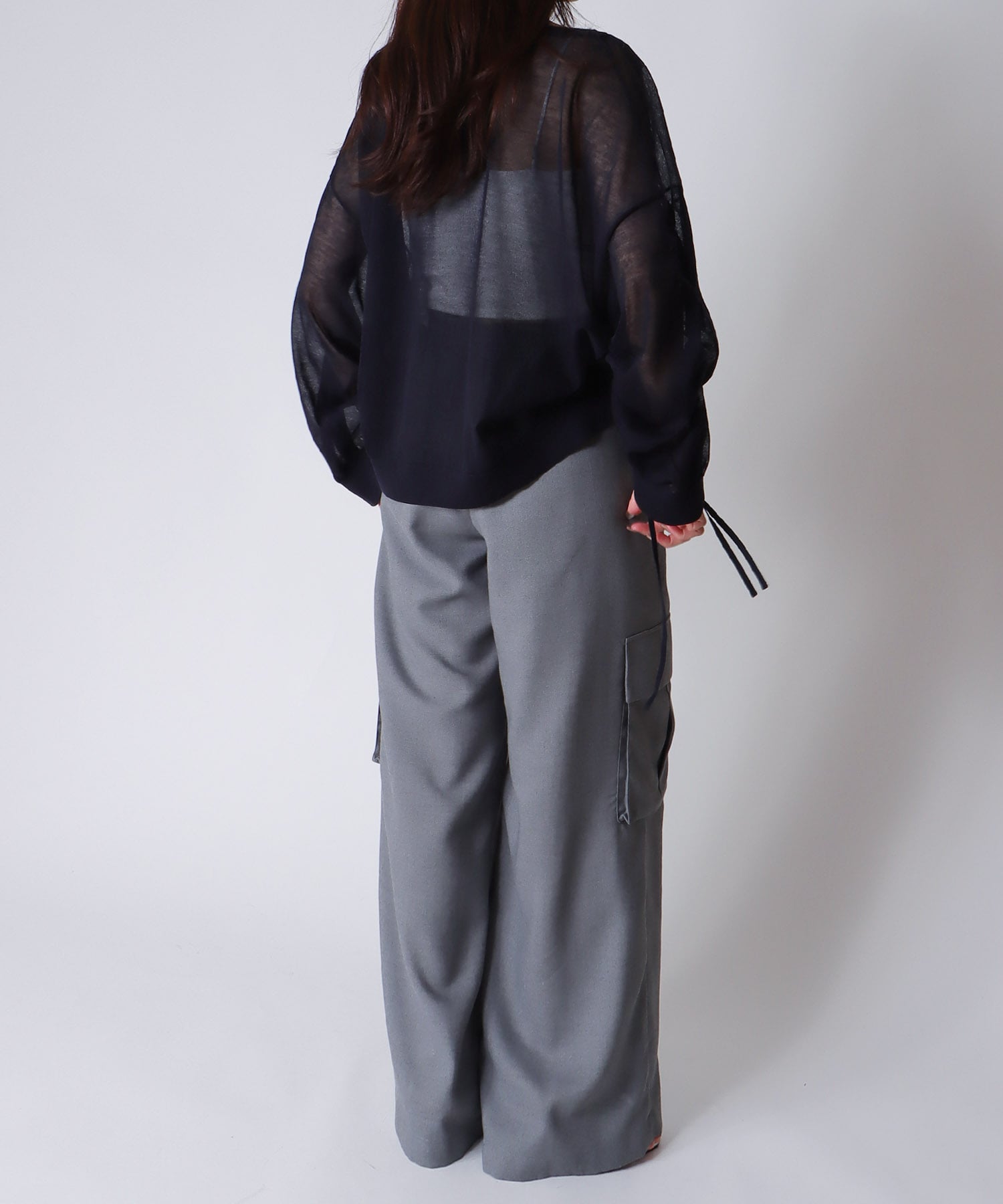ALLONGE sheer string sleeve pull