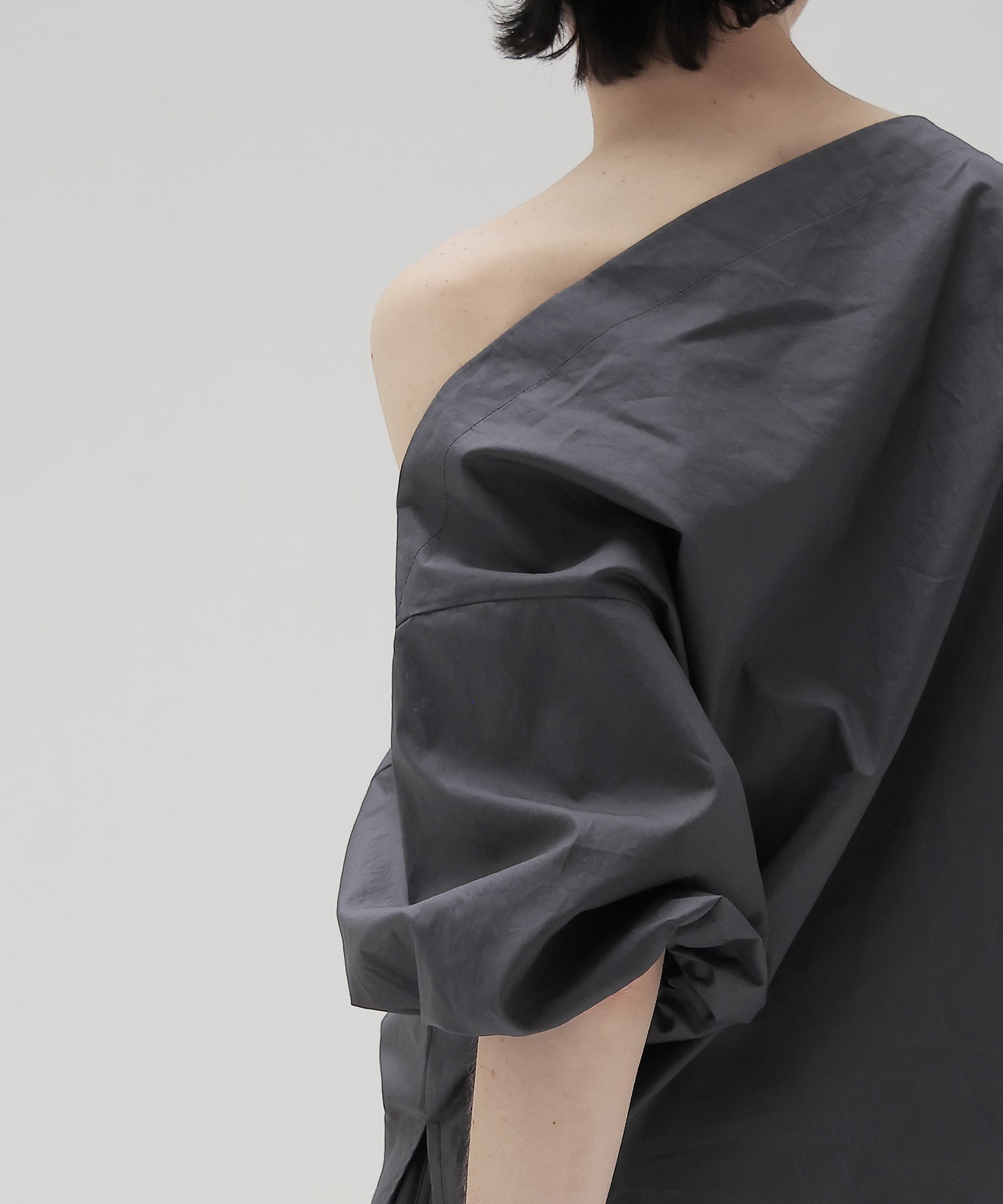asymmetric off-shoulder puff blouse