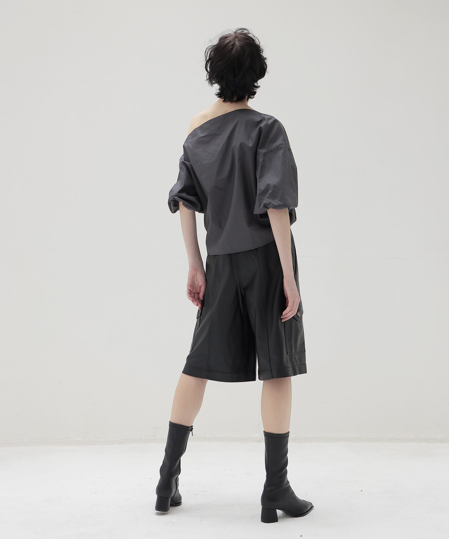 asymmetric off-shoulder puff blouse