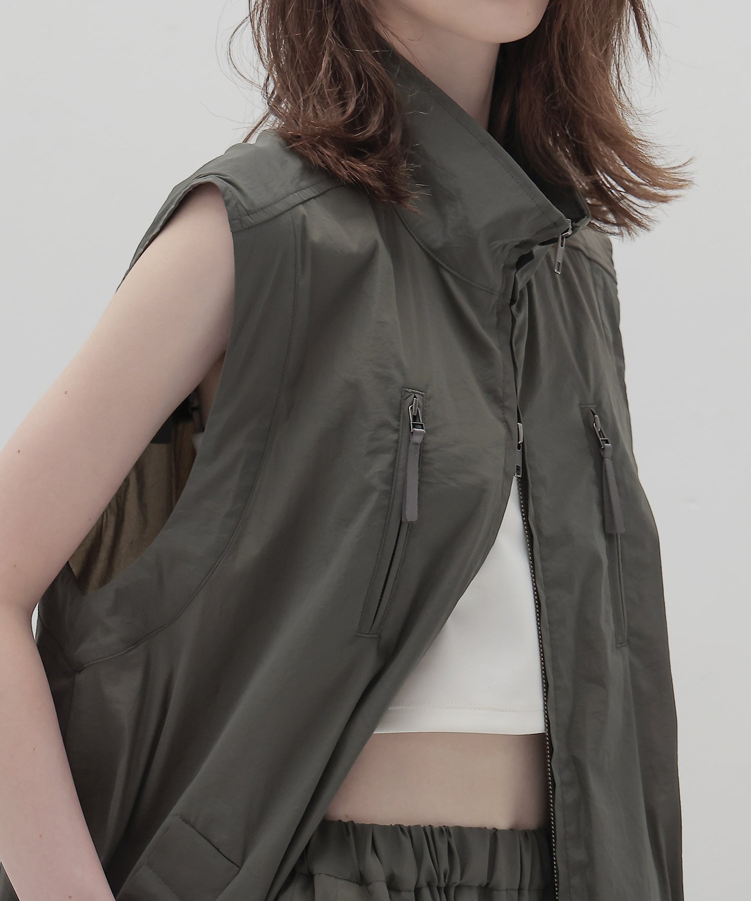 stand zip middle vest