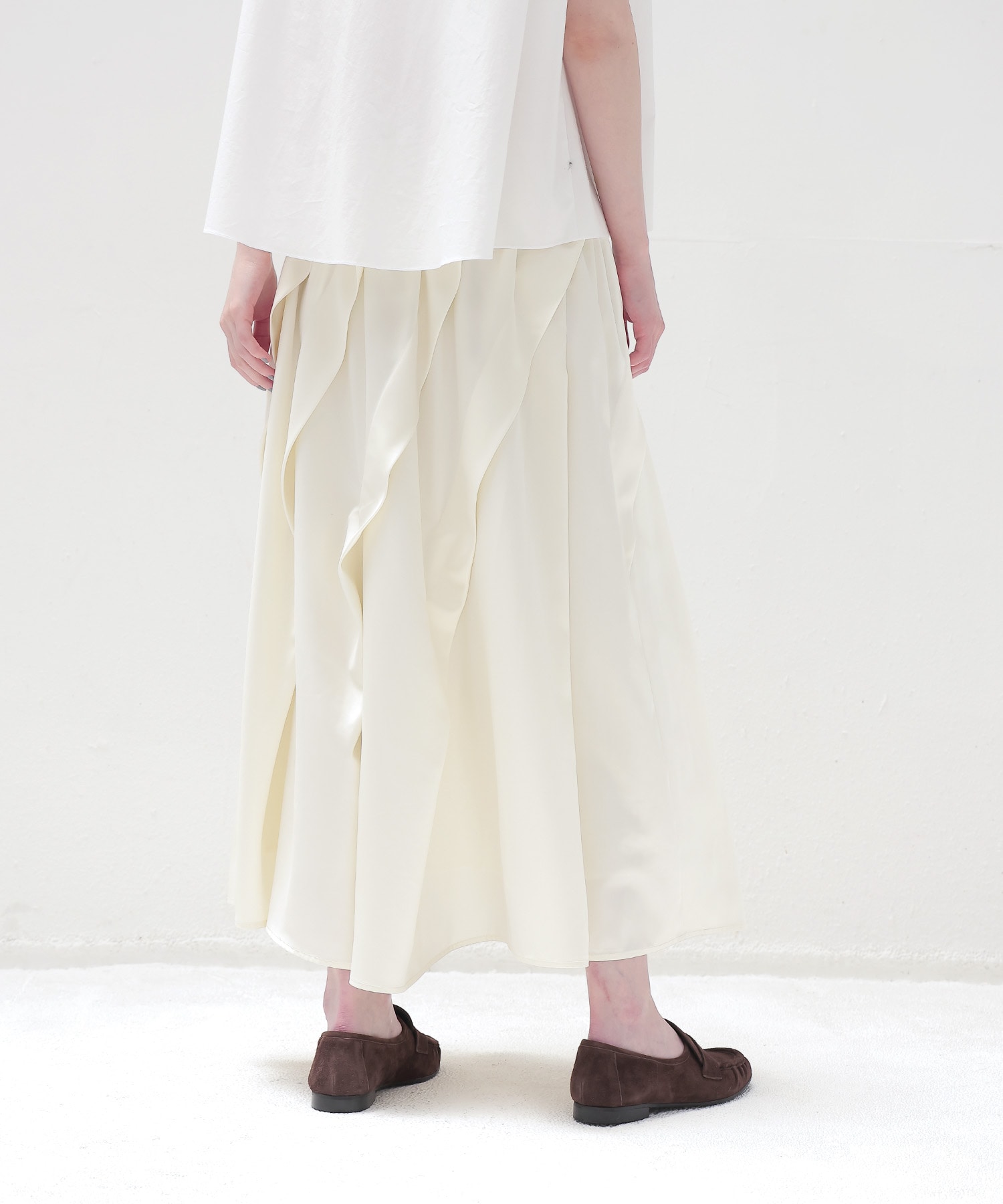 asymmetric tuck gather skirt
