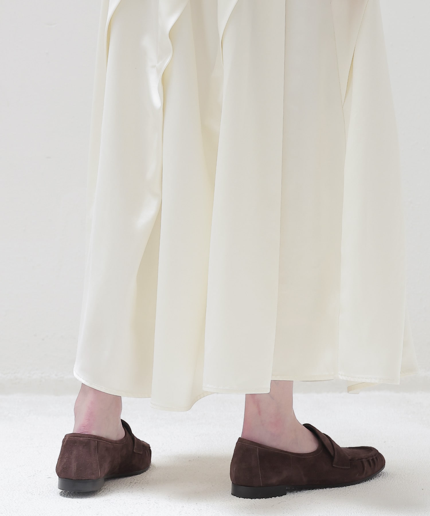 asymmetric tuck gather skirt
