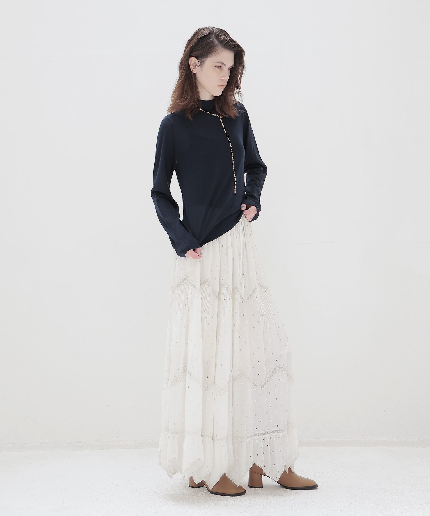 18G soft sheer mockneck pull