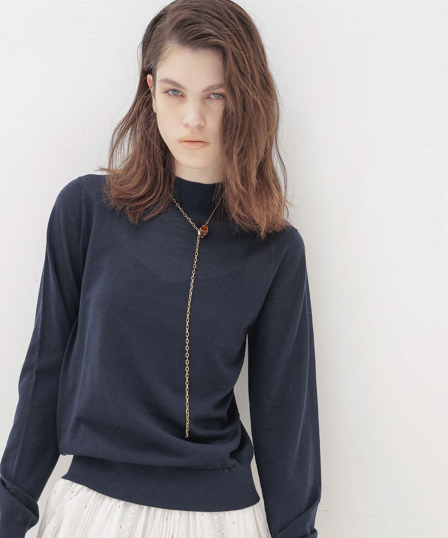18G soft sheer mockneck pull